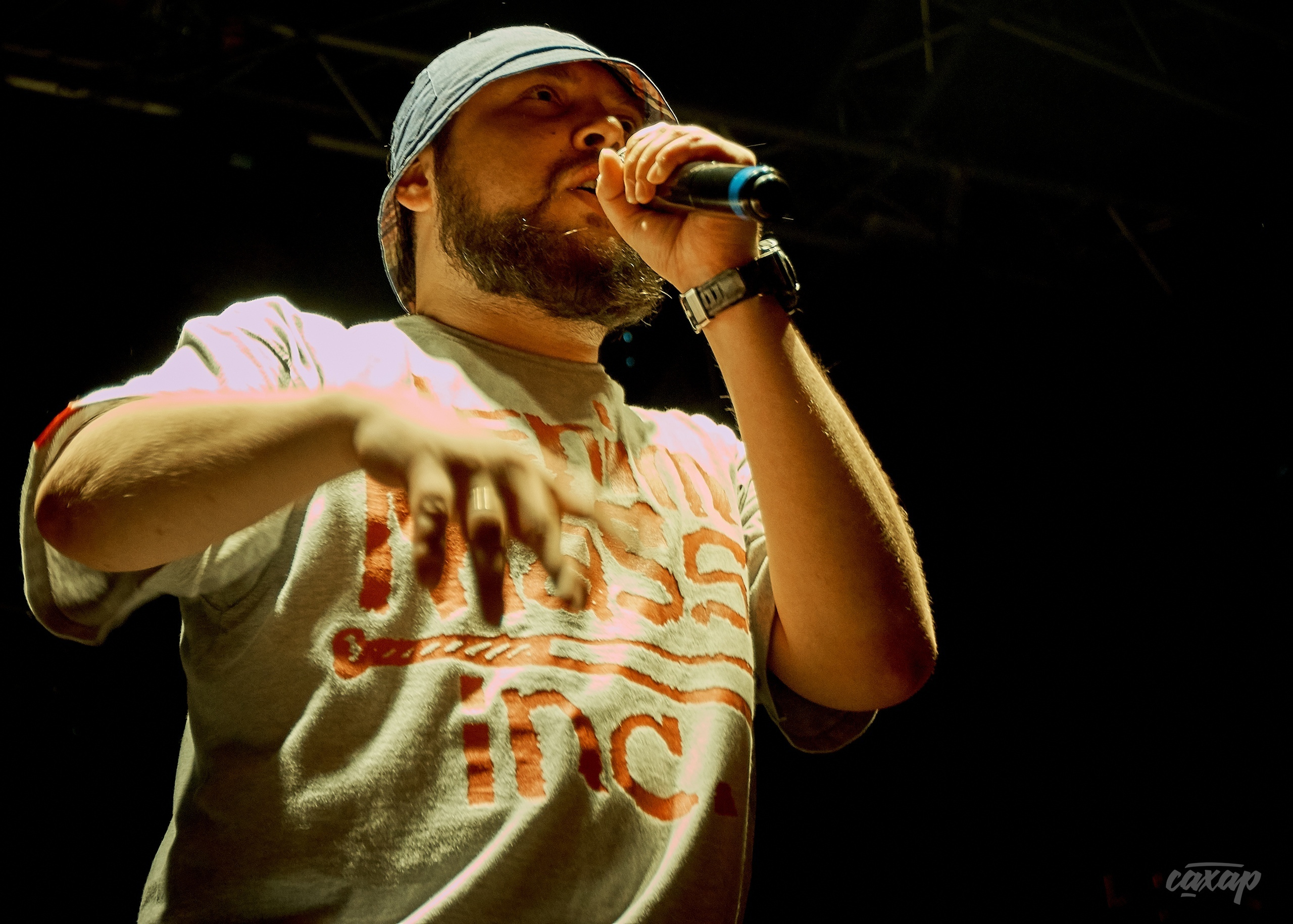 Триагрутрика, фото с концерта. Фотограф в Екатеринбурге Юра Сахар. Профессиональный фотограф в Екатеринбурге Юра Сахар