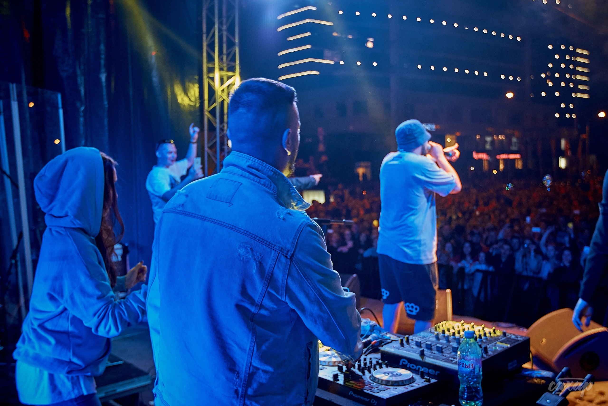 Триагрутрика, фото с концерта. Фотограф в Екатеринбурге Юра Сахар. Профессиональный фотограф в Екатеринбурге Юра Сахар