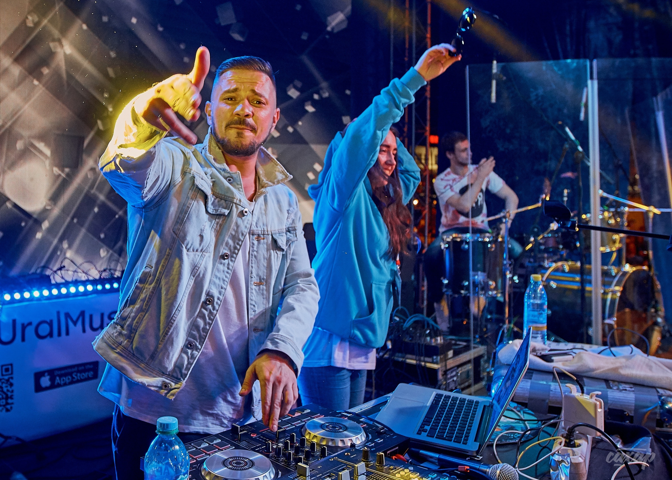 Триагрутрика, фото с концерта. Фотограф в Екатеринбурге Юра Сахар. Профессиональный фотограф в Екатеринбурге Юра Сахар