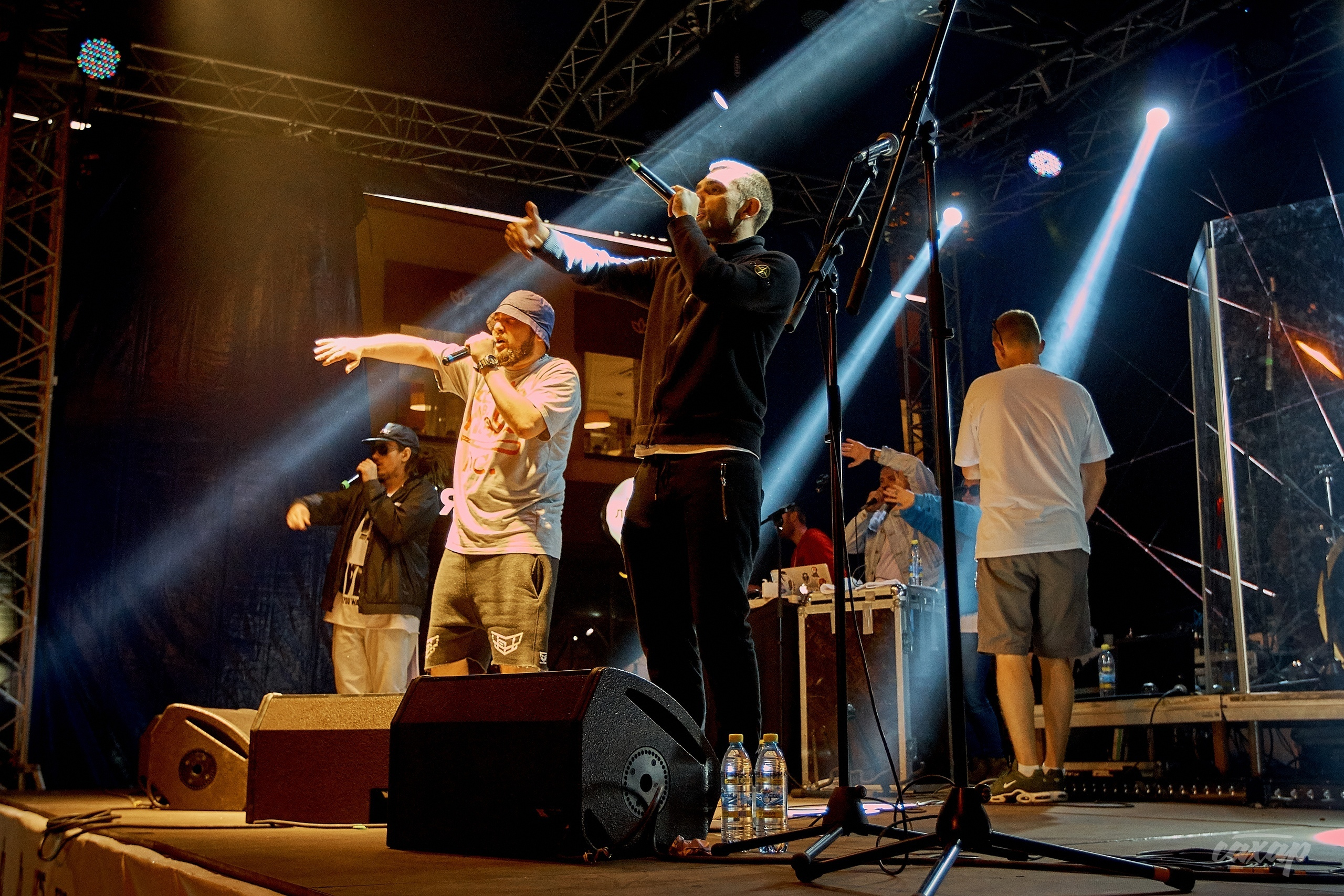 Триагрутрика, фото с концерта. Фотограф в Екатеринбурге Юра Сахар. Профессиональный фотограф в Екатеринбурге Юра Сахар