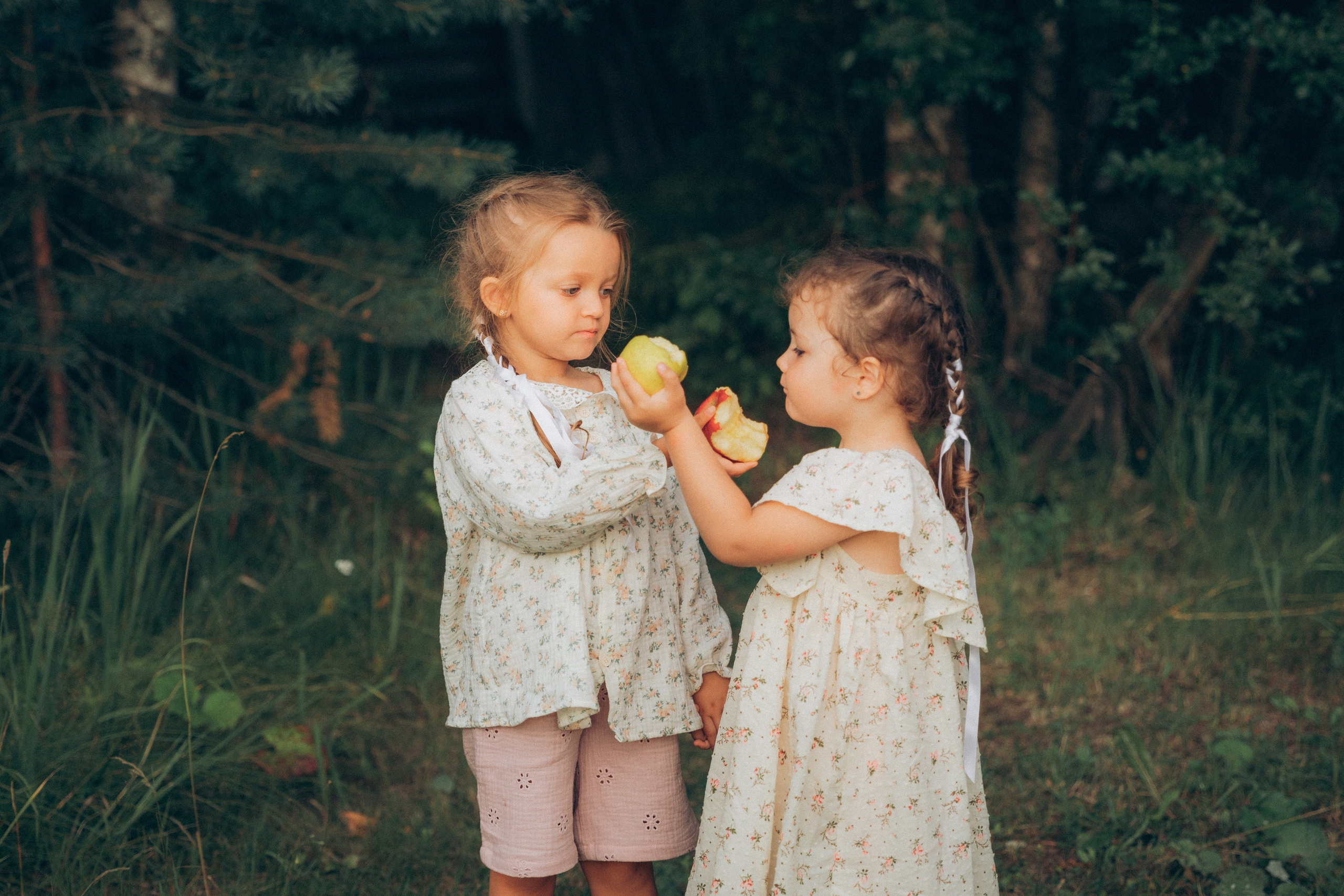 ТЕОНА, ЕВА И ЯБЛОКИ. Женский и семейный фотограф Елена Петрова