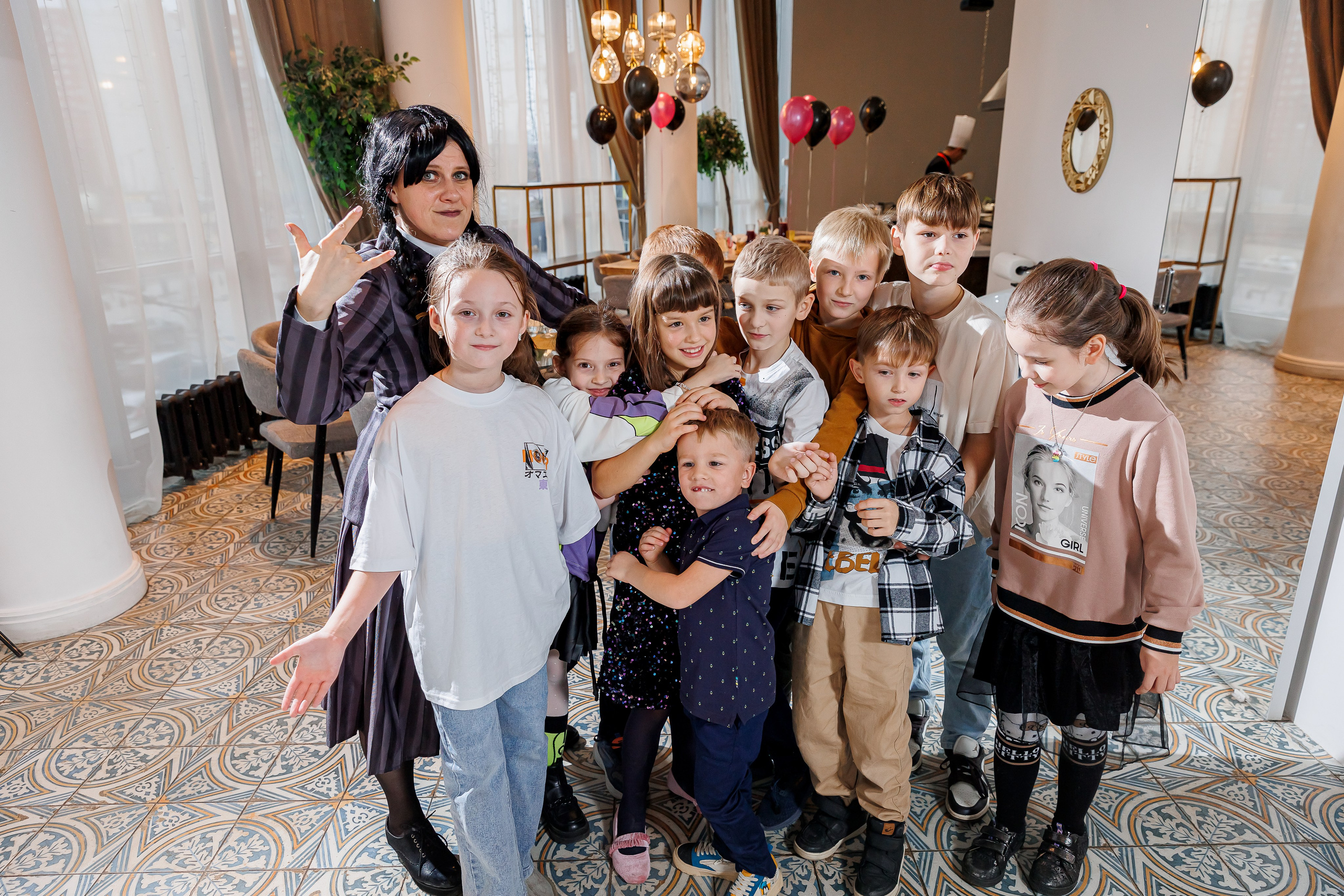 День рождения Насти «Венсдэй во Вкусотеррии». Семейный и детский фотограф Комина Елена, Власиха, Одинцово