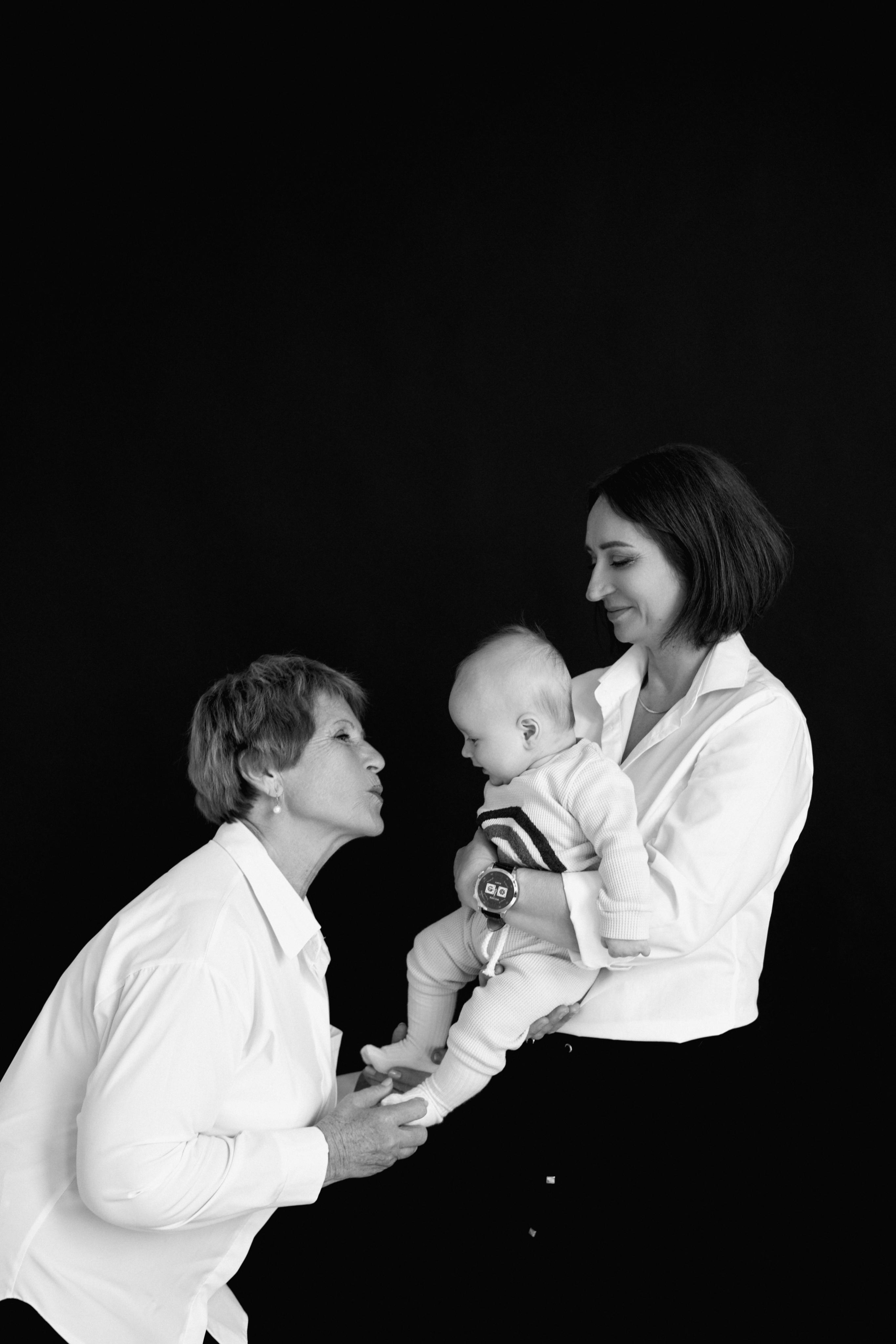 4 поколения. Антонова Таня Индивидуальные и семейные съемки в Липецке