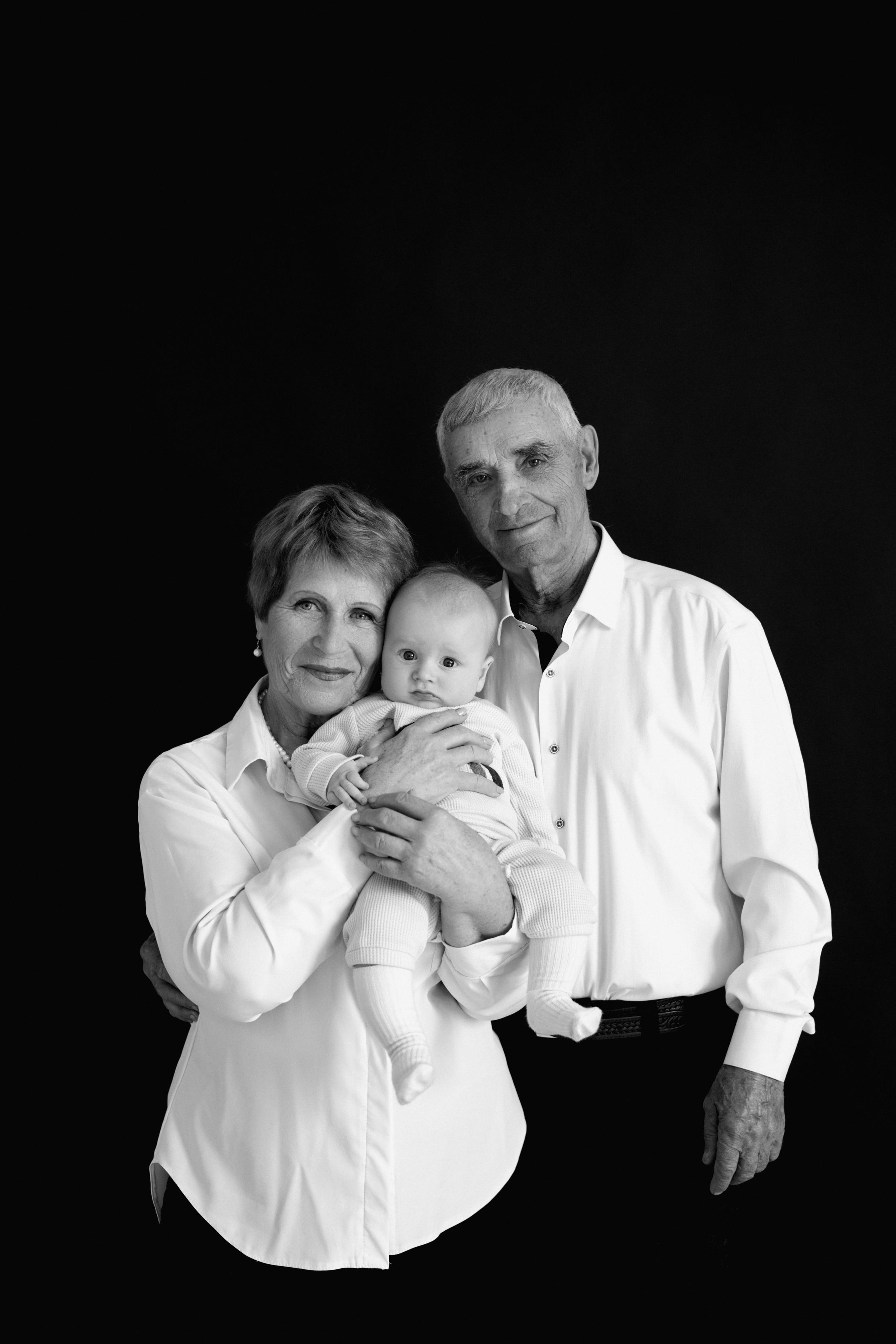 4 поколения. Антонова Таня Индивидуальные и семейные съемки в Липецке