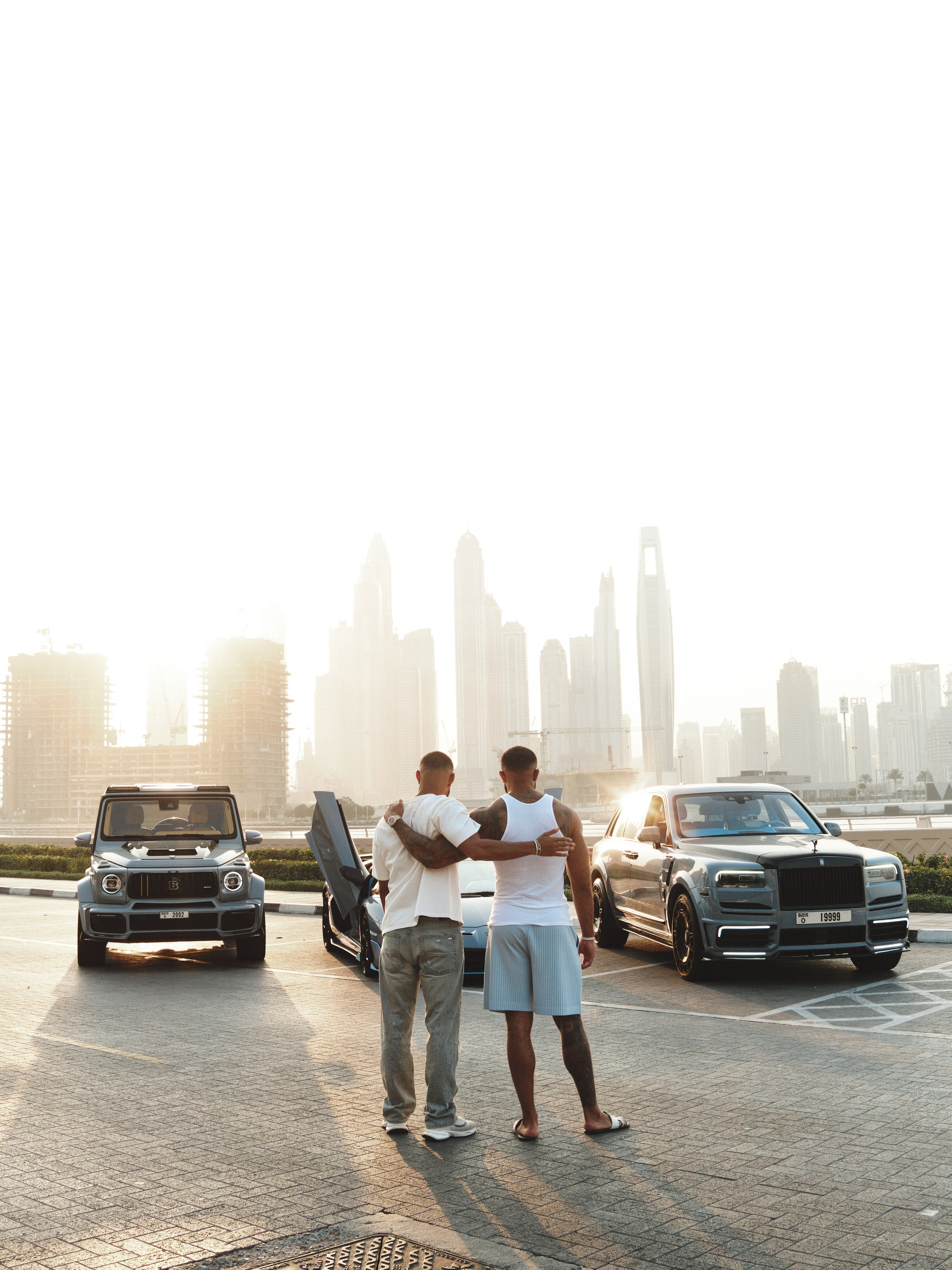 Samuel Onuha & Ruben Onuha. NOIZOMAX Художественный фотограф в Дубай