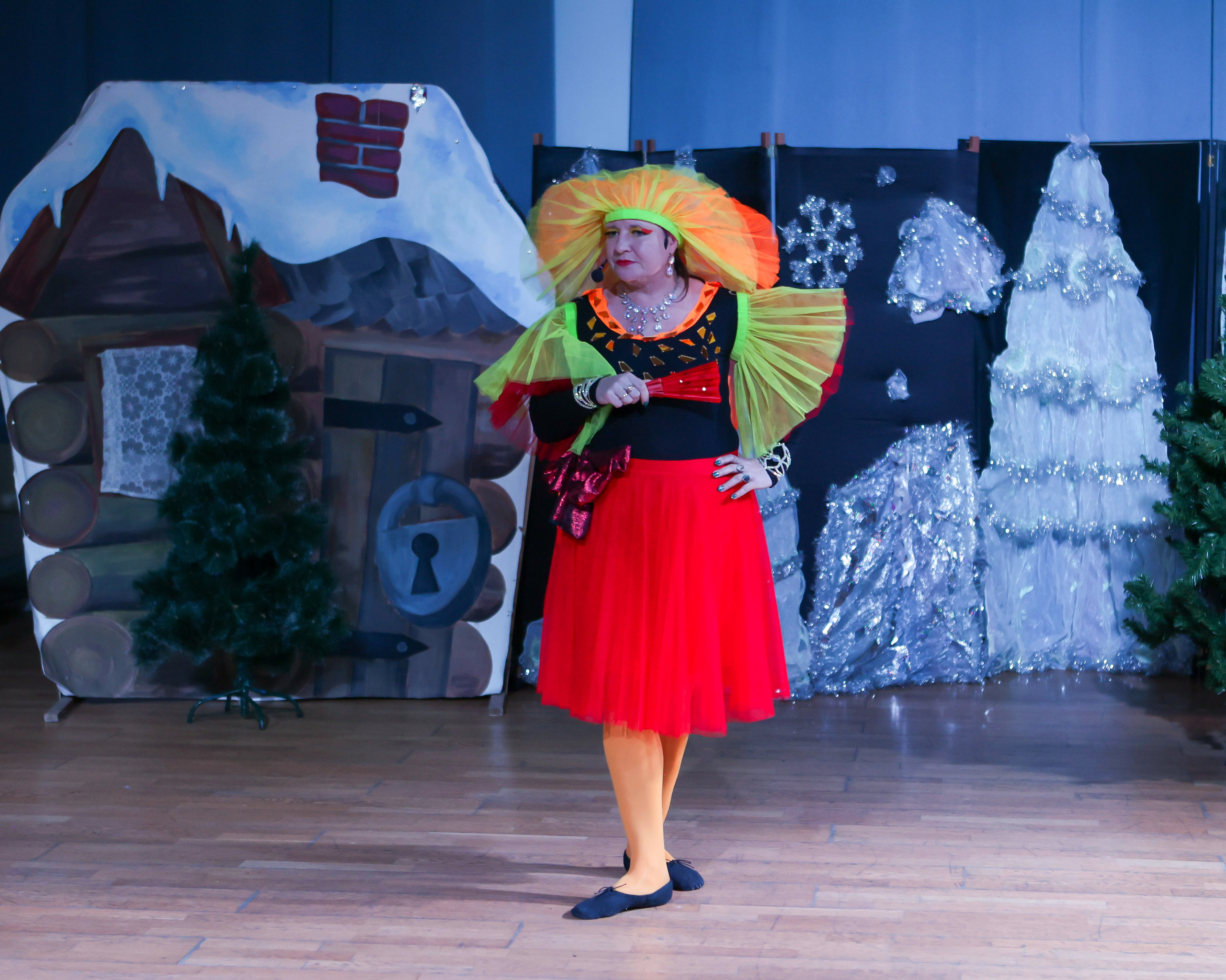 Новогодняя скачзка центр детского творчесва Подольск. Выпускные альбомы и школьный фотограф в Подольске, Троицке, Щербинке, Москве и Московской области