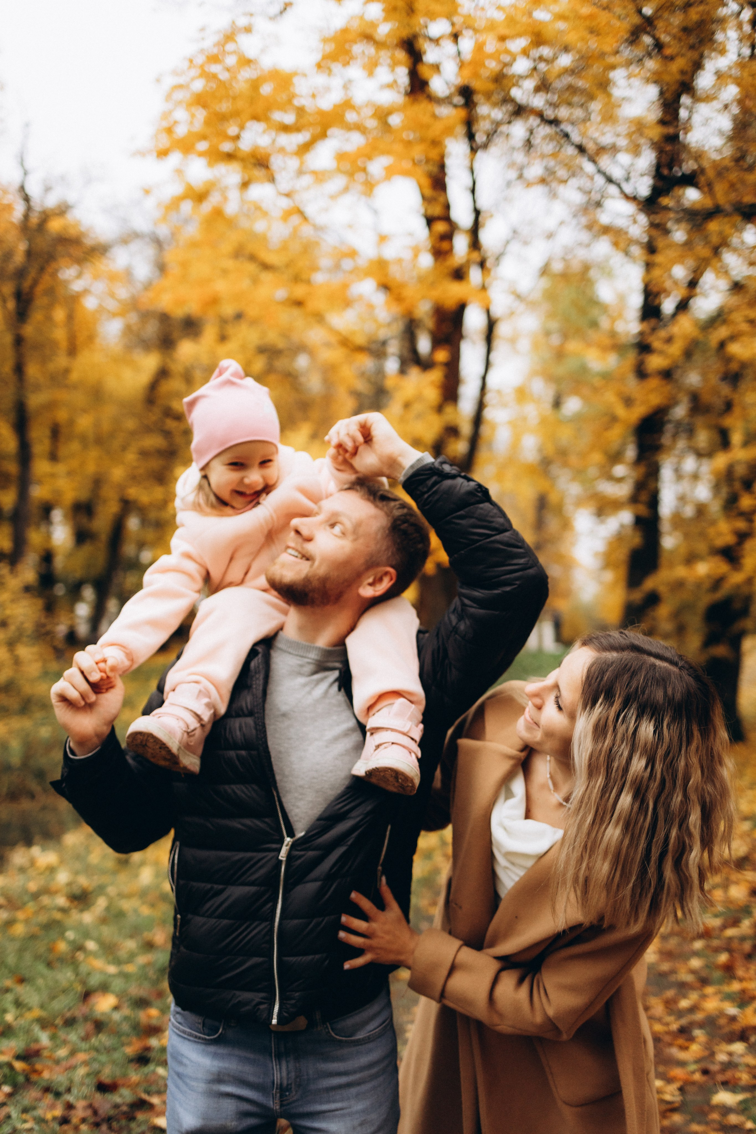 Осенняя семейная фотосъемка (11.10.2025 г.) г. Обнинск (Калужская обл.). Надежда Стар семейный и церковный фотограф в Жукове и Калужской области