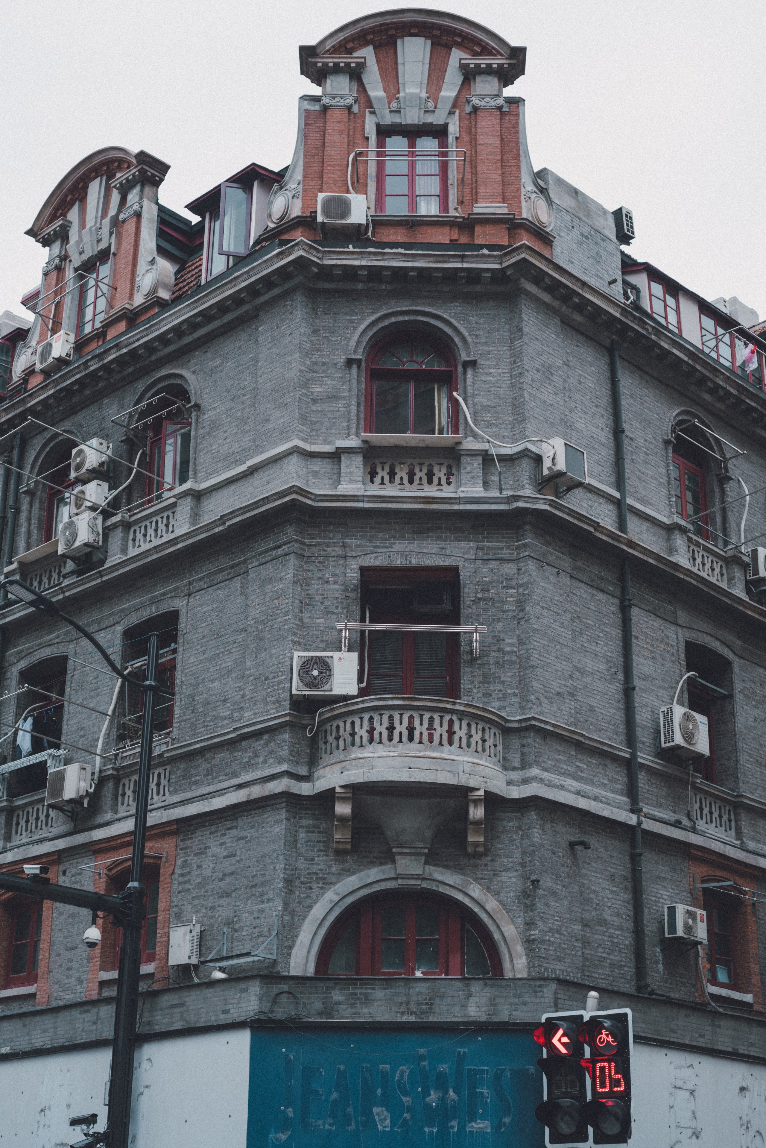 Рекламный фотограф из Гуанчжоу: вдохновение в улицах Шанхая. Коммерческий и предметный фотограф в Гуанчжоу Коваленко Александр