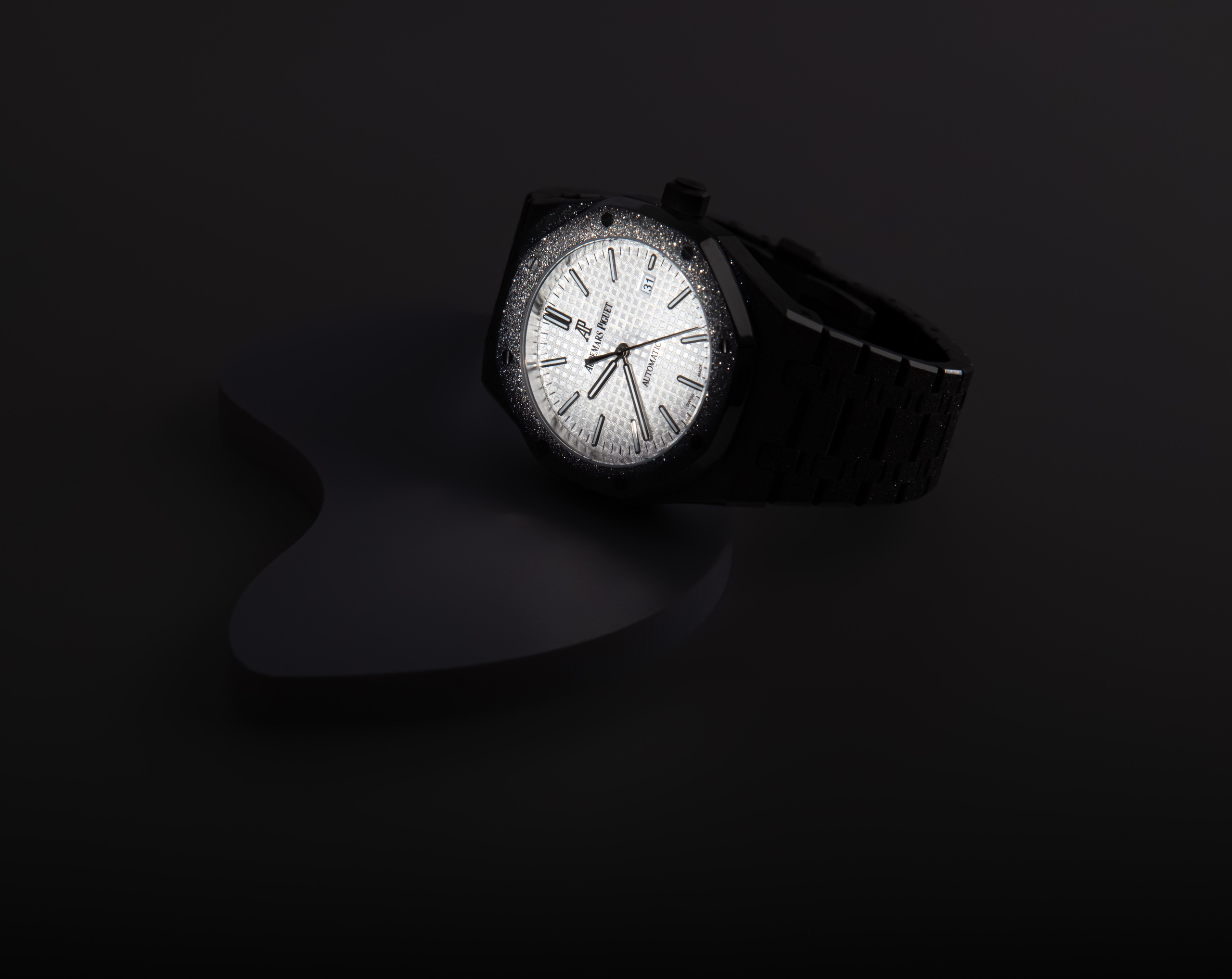 Имиджевая, концептуальная предметная фотосъёмки. Предметный, рекламный, ювелирный фотограф в Москве