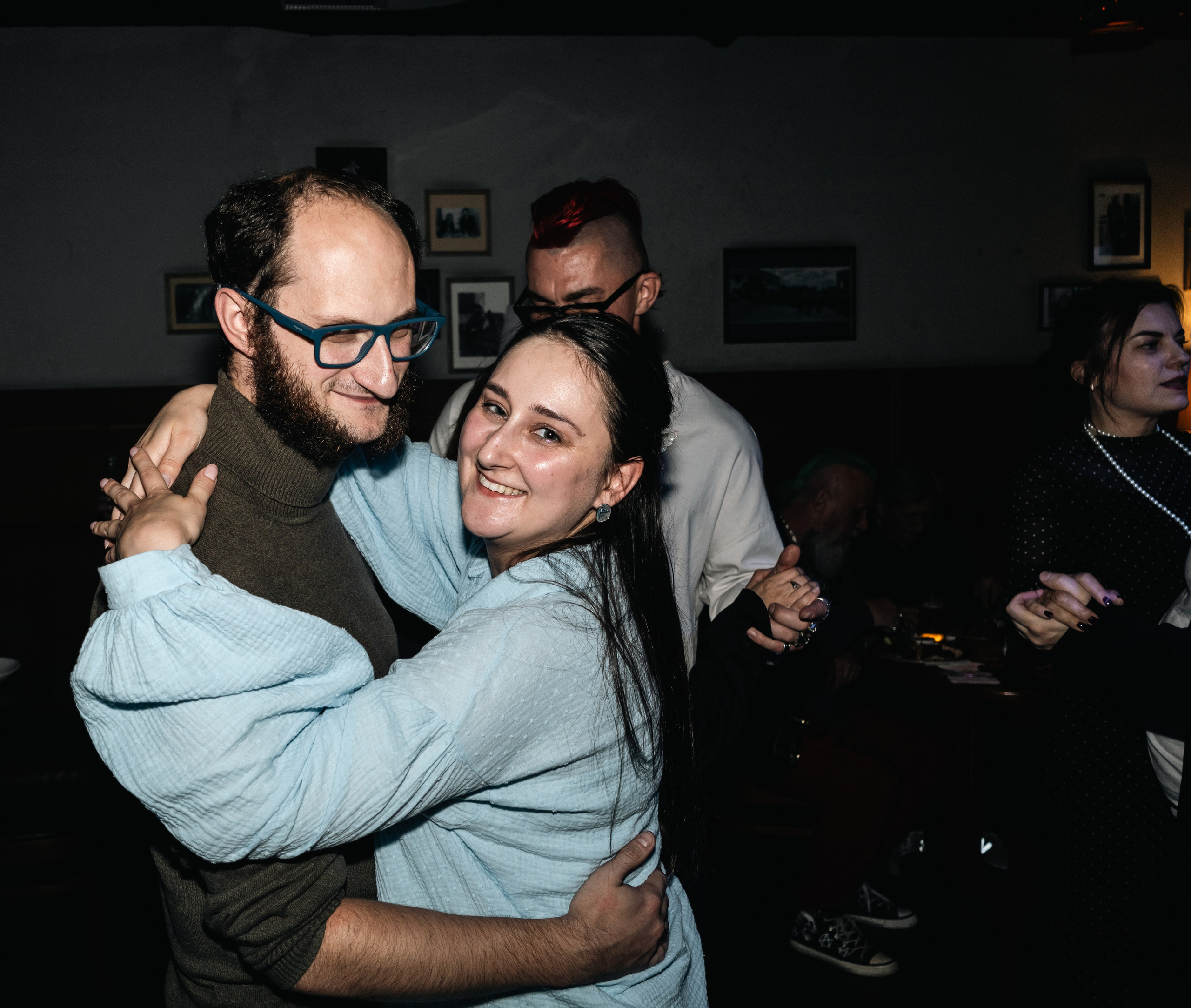 Послушать миксы. ЛЁША МЕДВЕДЬ| АРТИСТ |АВТОР ПЕСЕН|ДИДЖЕЙ МЕДВЕДЬ |