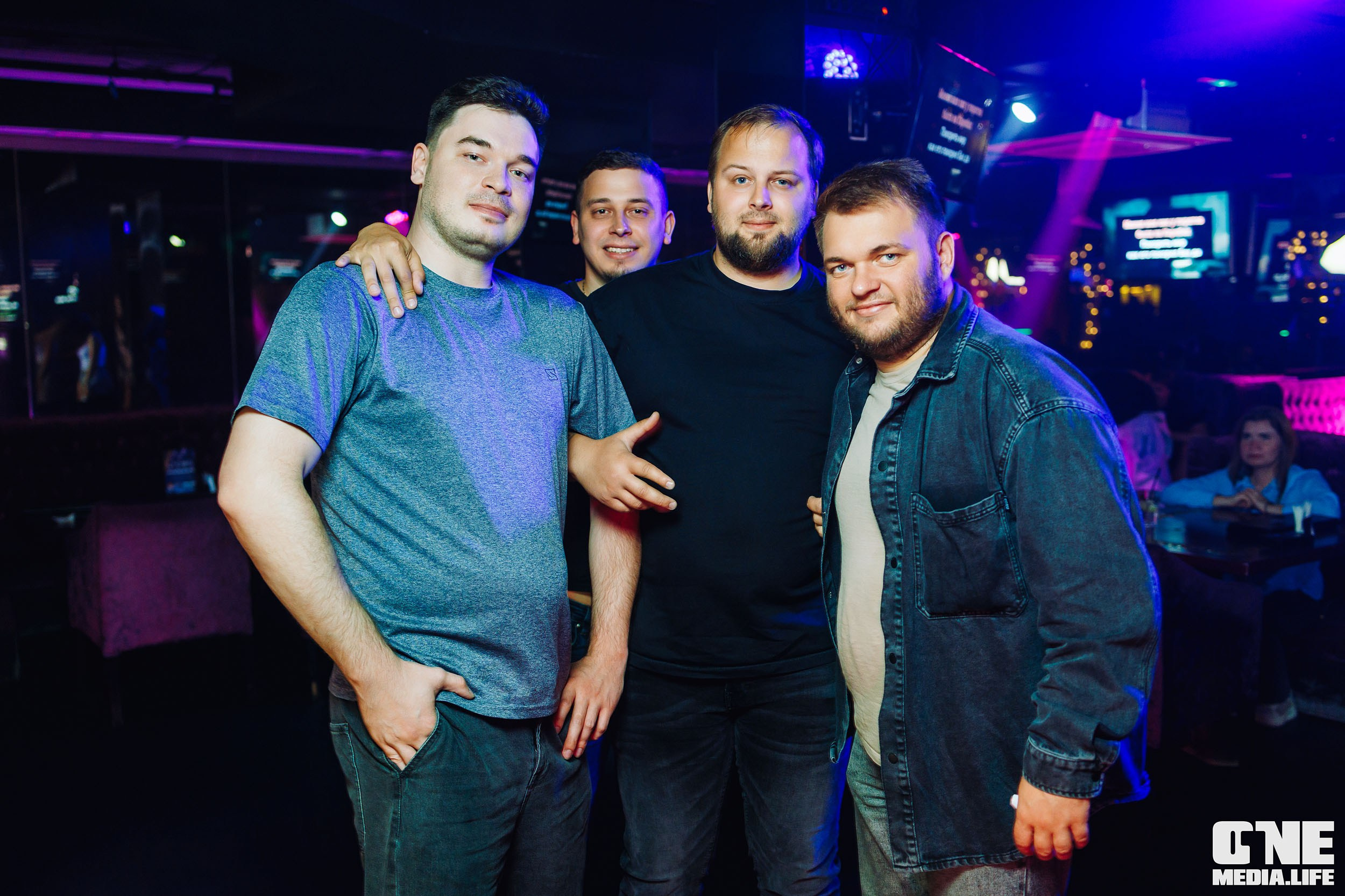 Фоторепортаж из караоке-клуба Эйфория. One Media Life: фоторепортажи, фотоотчеты с мероприятий и заведений