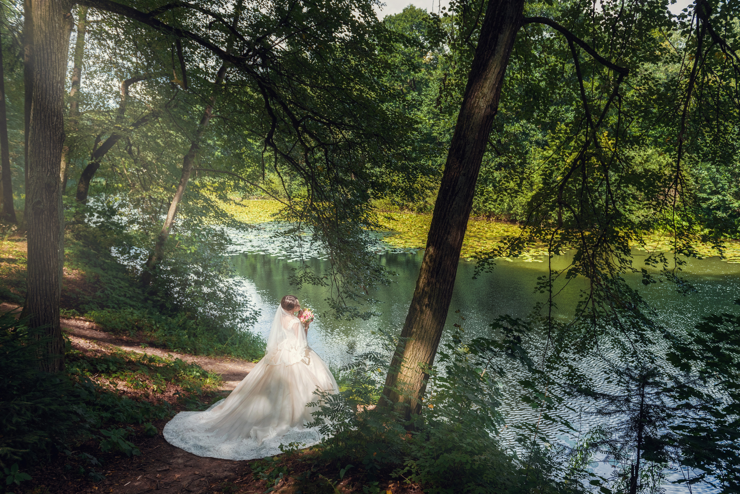 Фотографии. Творческая студия «Махавик». Свадебная фото и видеосъёмка в Подольске