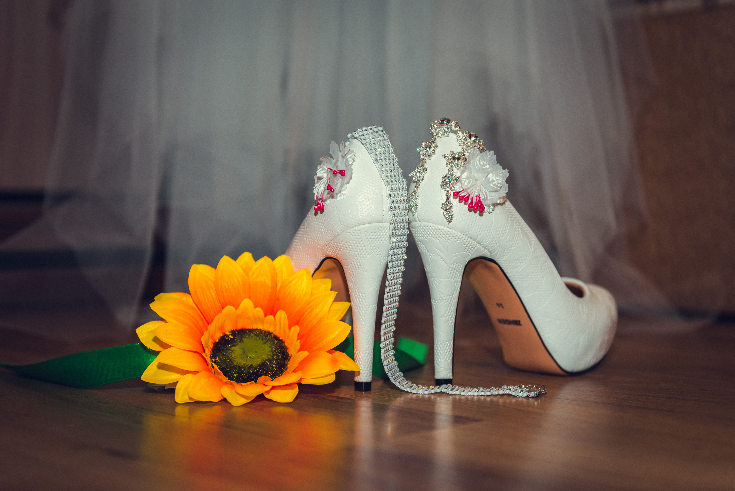 Фотографии. Творческая студия «Махавик». Свадебная фото и видеосъёмка в Подольске