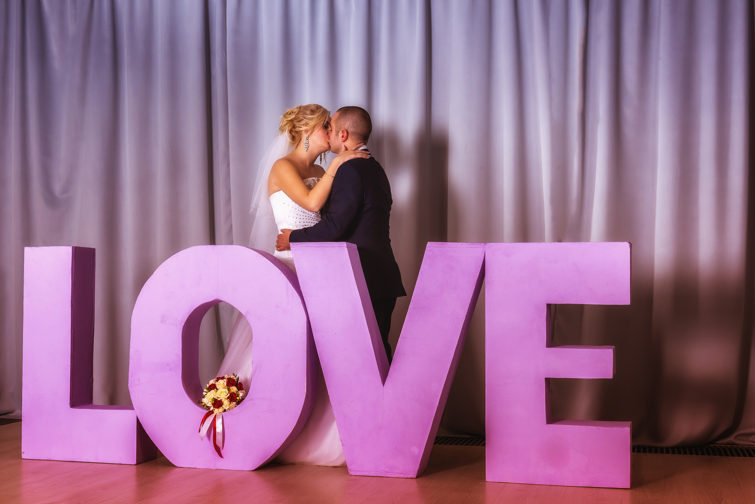 Фотографии. Творческая студия «Махавик». Свадебная фото и видеосъёмка в Подольске