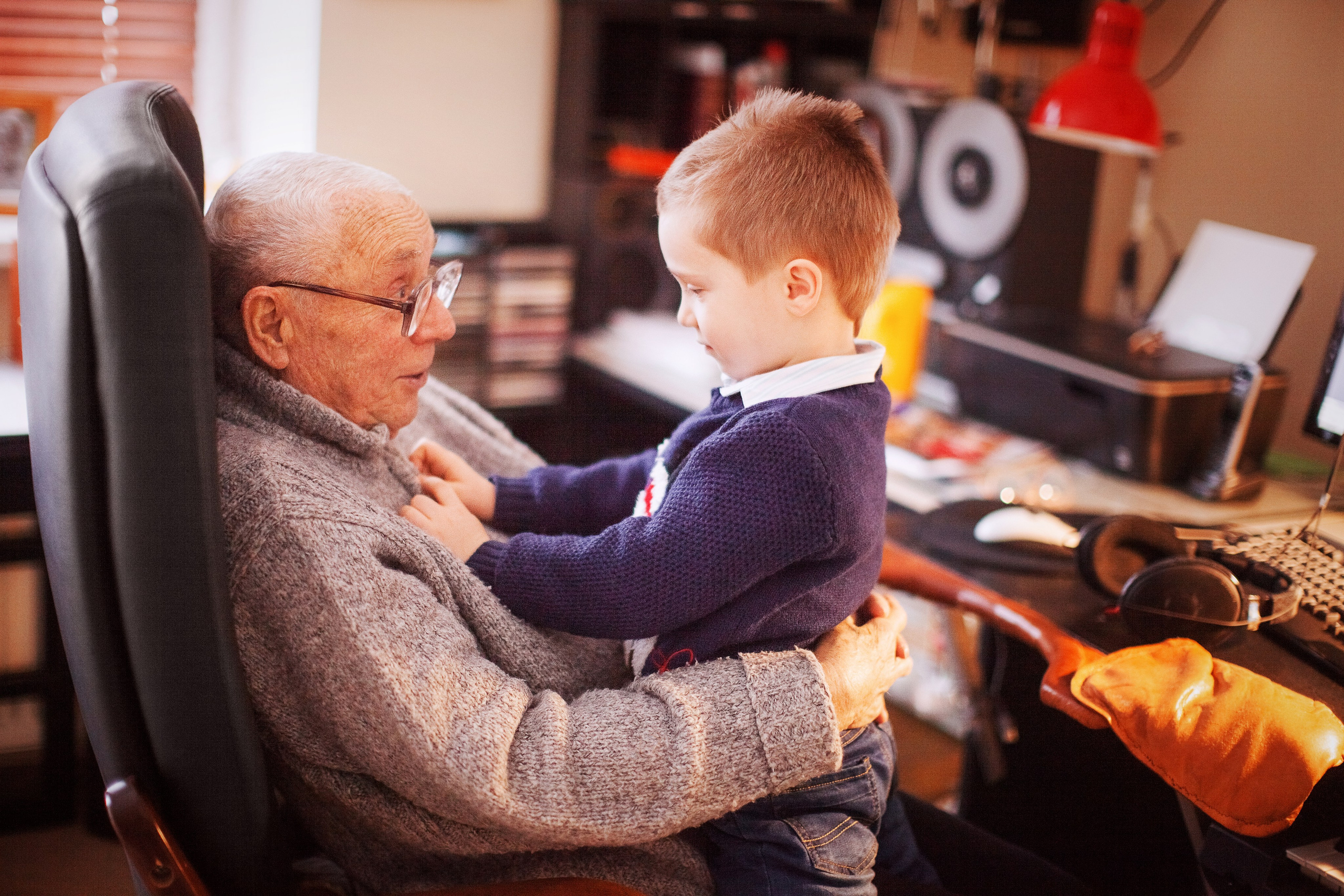 Олег Анофриев с внуком. Детский и семейный фотограф Зоя Павкина