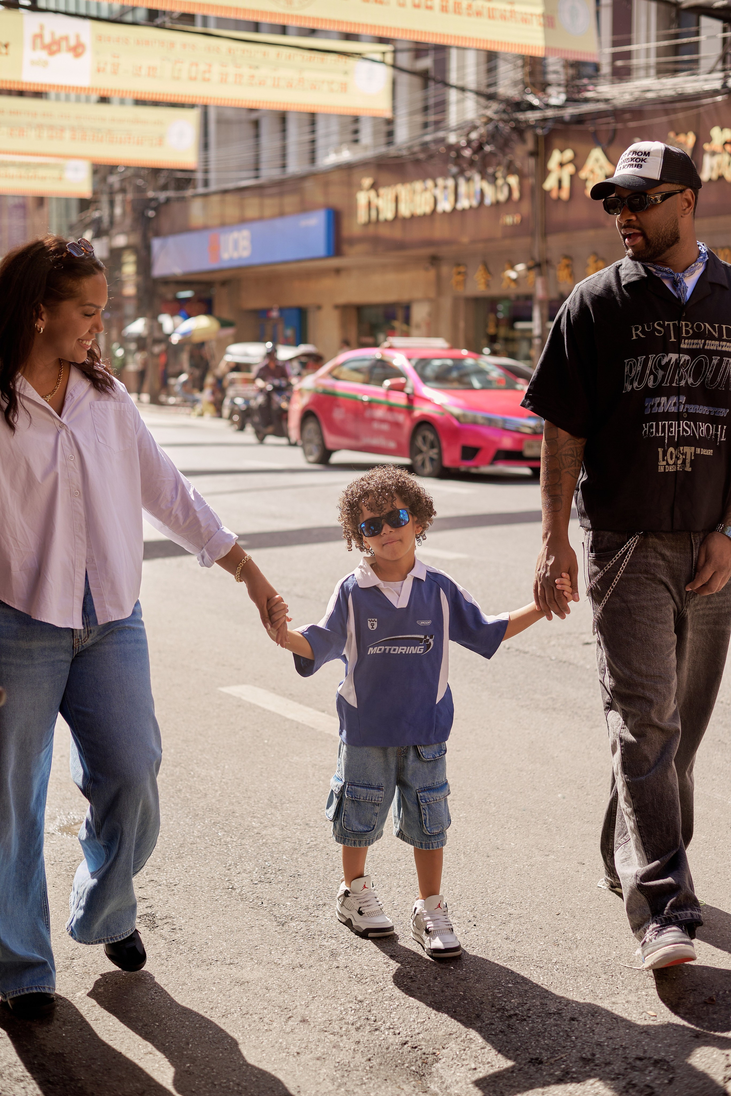 Morning in Chinatown. Photographer Bangkok — Pattaya | фотограф Бангкок — Паттайа