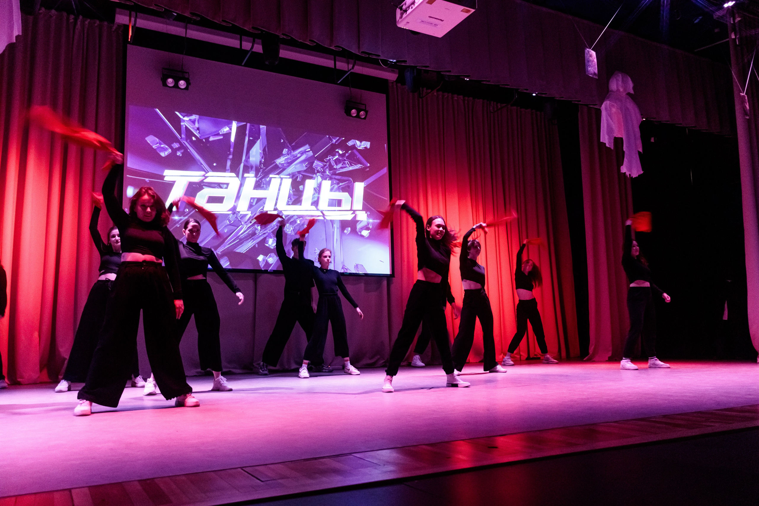 МиМ МТФ НГТУ 2024. Фотограф — Новосибирск