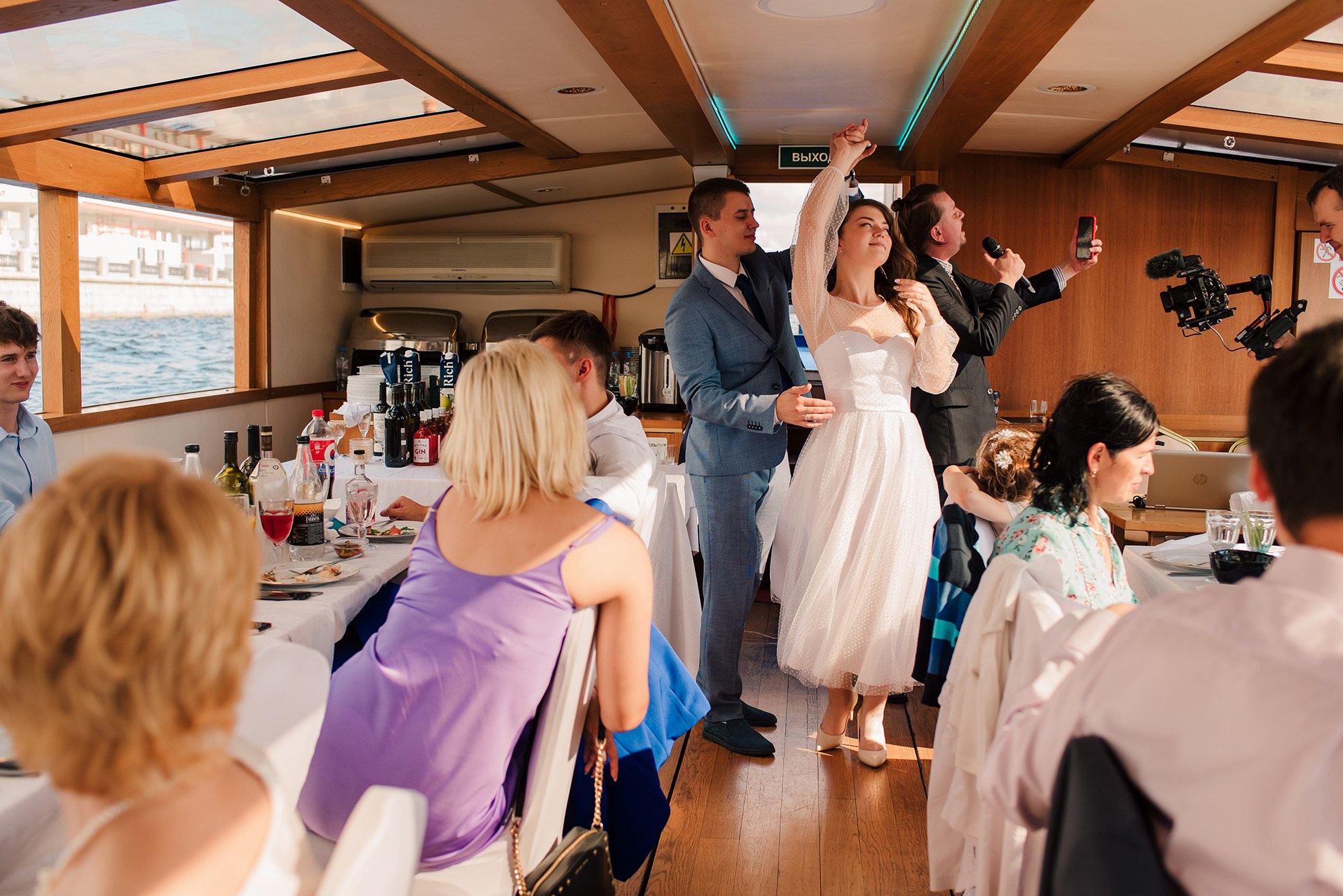 Юля и Андрей. Банкет на воде. Семейный и Свадебный фотограф. Санкт-Петербург. Пушкин