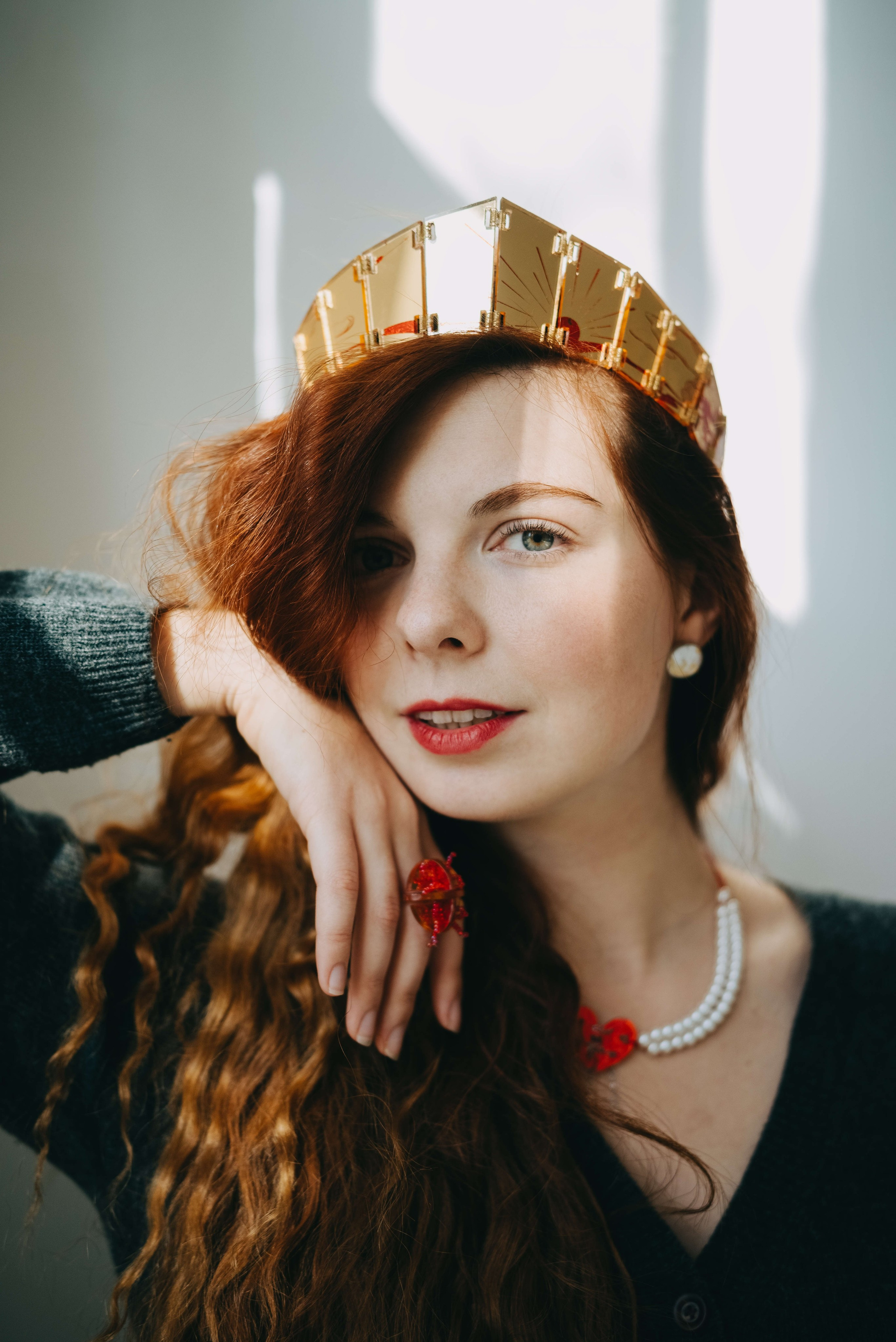 Съемка для бренда украшений в славянском стиле. Портретный и свадебный фотограф в Тбилиси • xeniqo