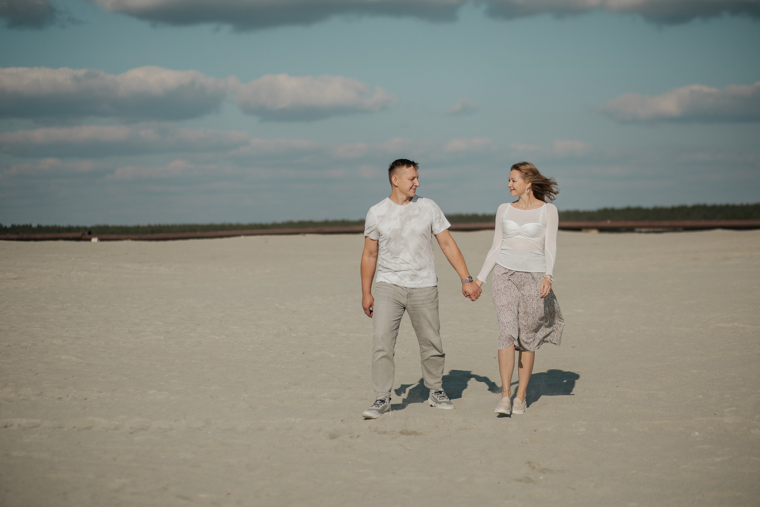 Семейная фотосессия в песках. Свадебный и семейный фотограф Ибрагимова Мария из Екатеринбурга