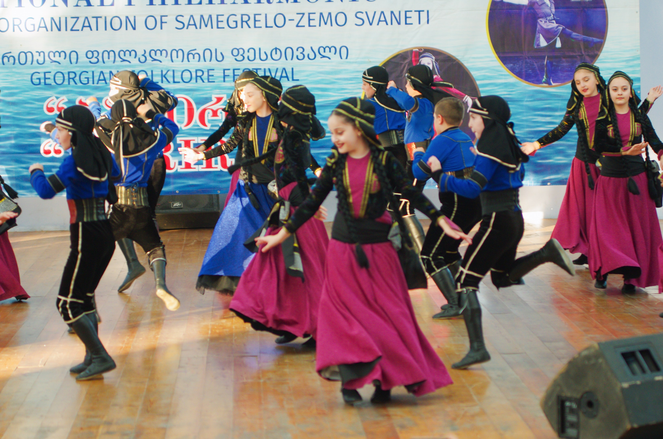 Кабулети Танцы. Портретный фотограф Денис Милютин