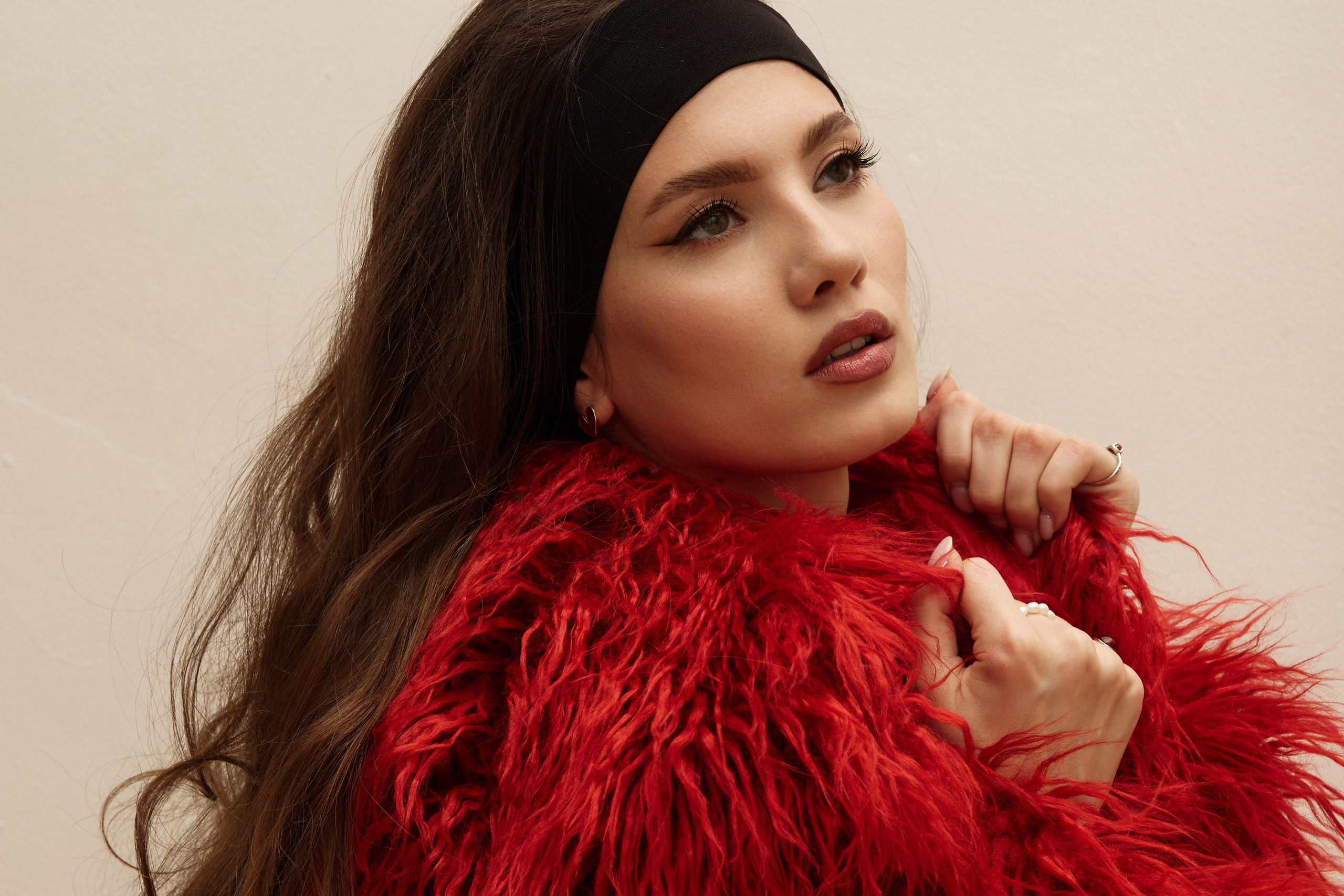 Ты в студии. Вита Овчинникова. Фотограф в Новосибирске. Снимаю женские портреты, контент для блогеров и брендов