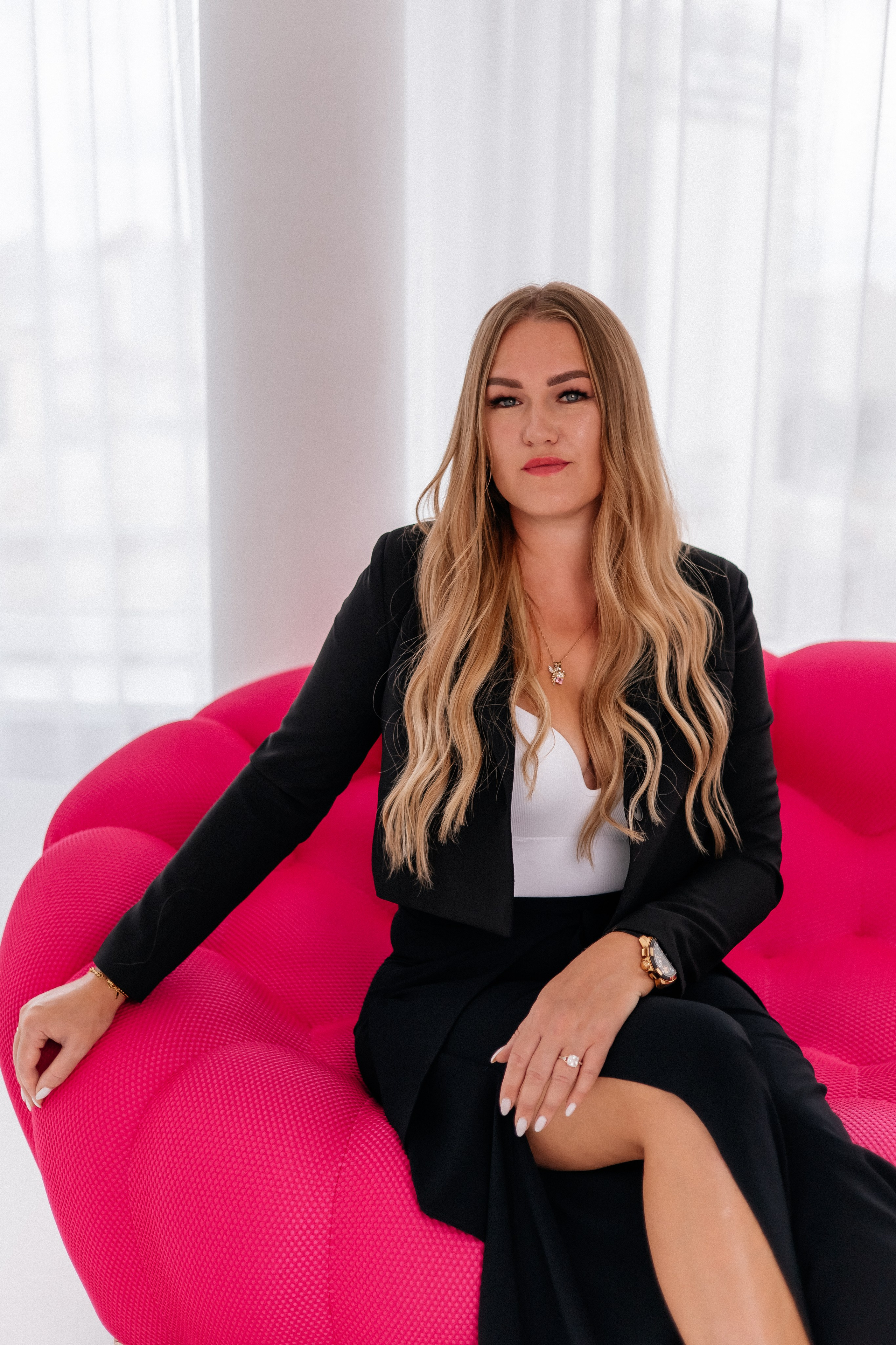 Мастера по наращиванию волос. Светлана Ванцлав — фотограф Минск, Беларусь