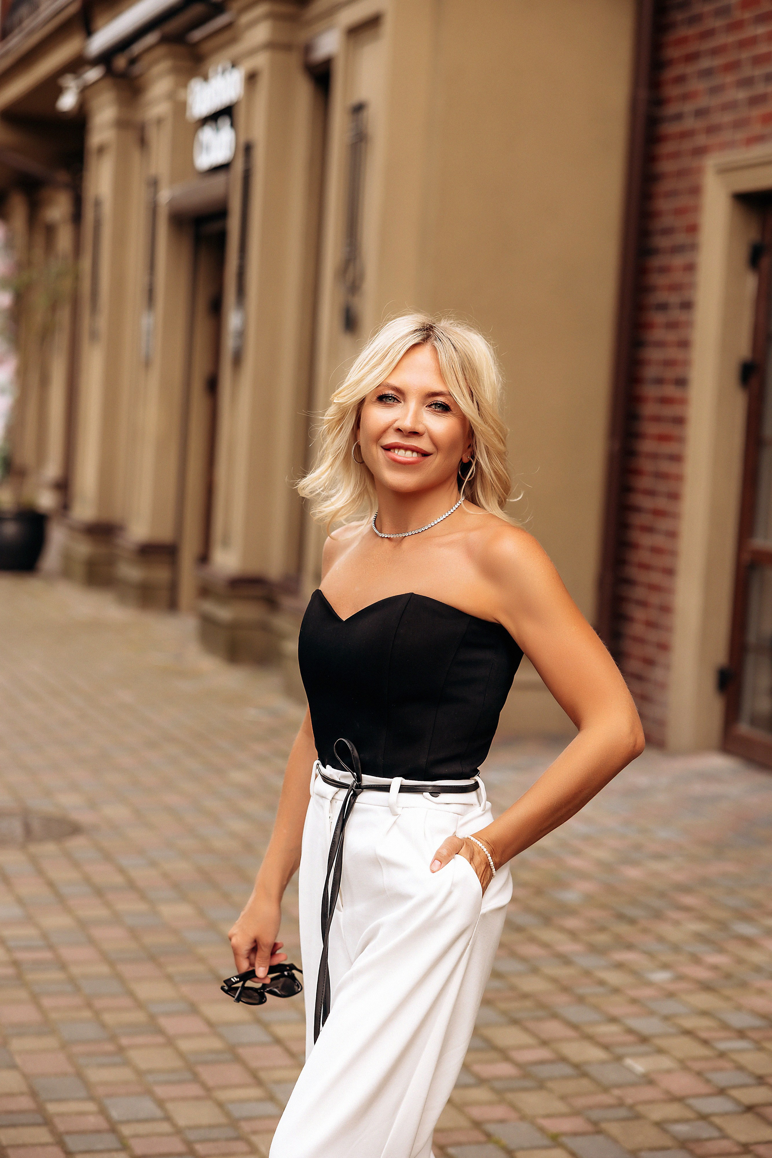 Ольга. Риэлтор. Фотограф в Калининграде свадебная фотография, репортажная, фотосессии