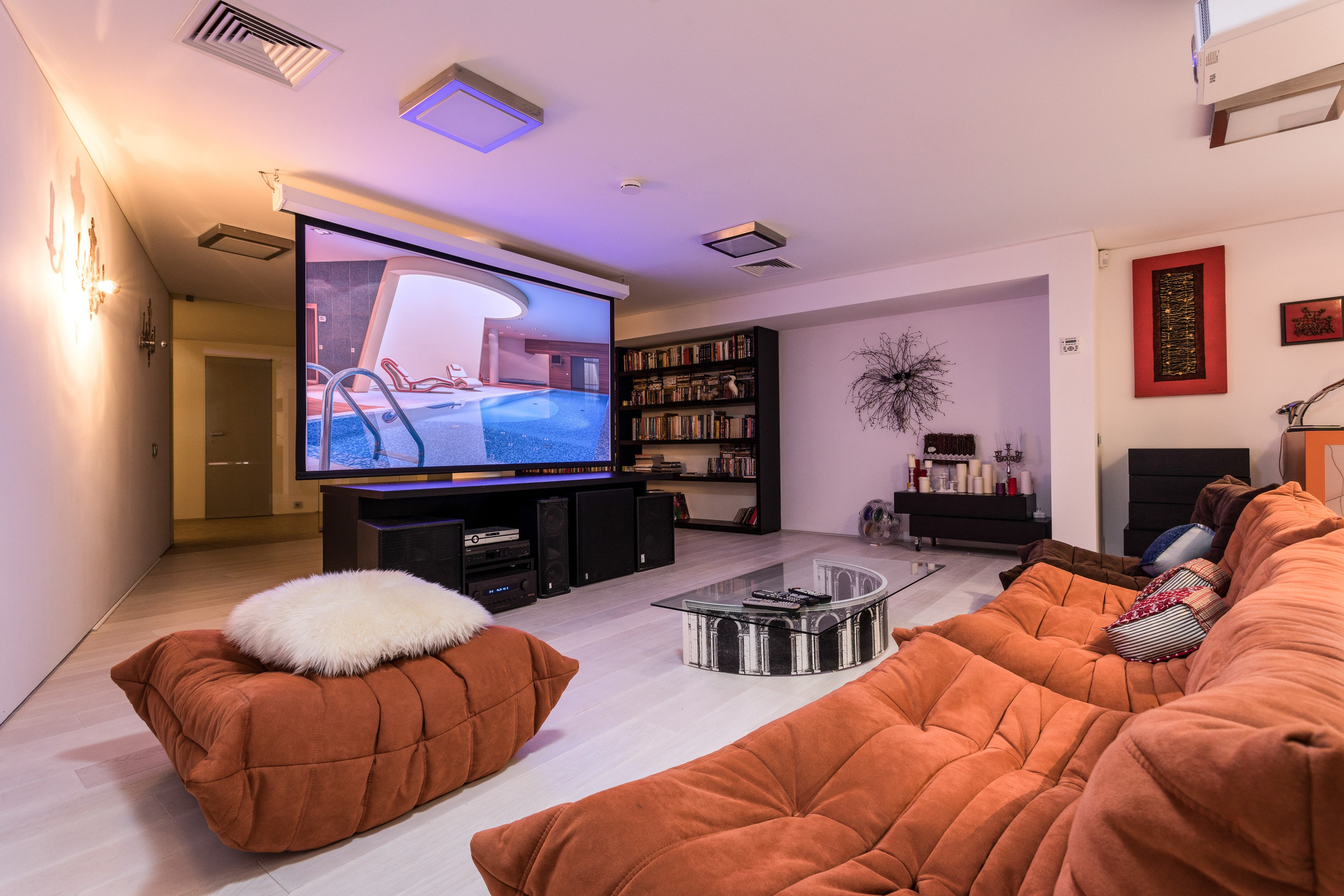 Частный дом с бассейном. Андрей Дунин | Предметная, портретная и интерьерная съёмка