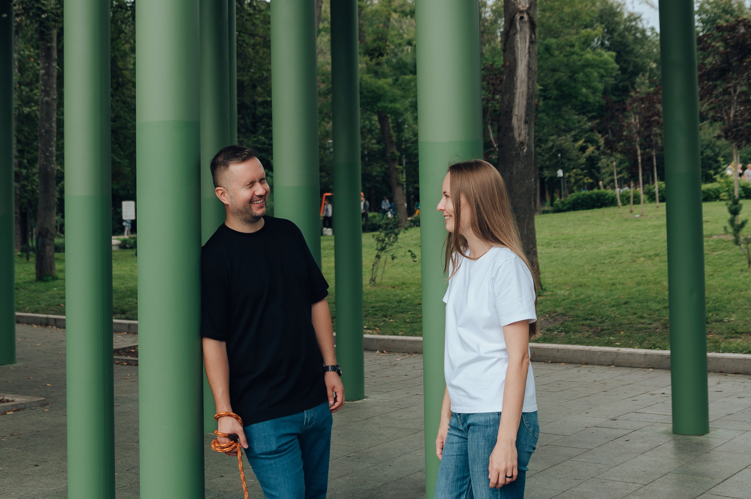 Трое в парке и меховой шар. Детский и семейный фотограф Катерина Мишина