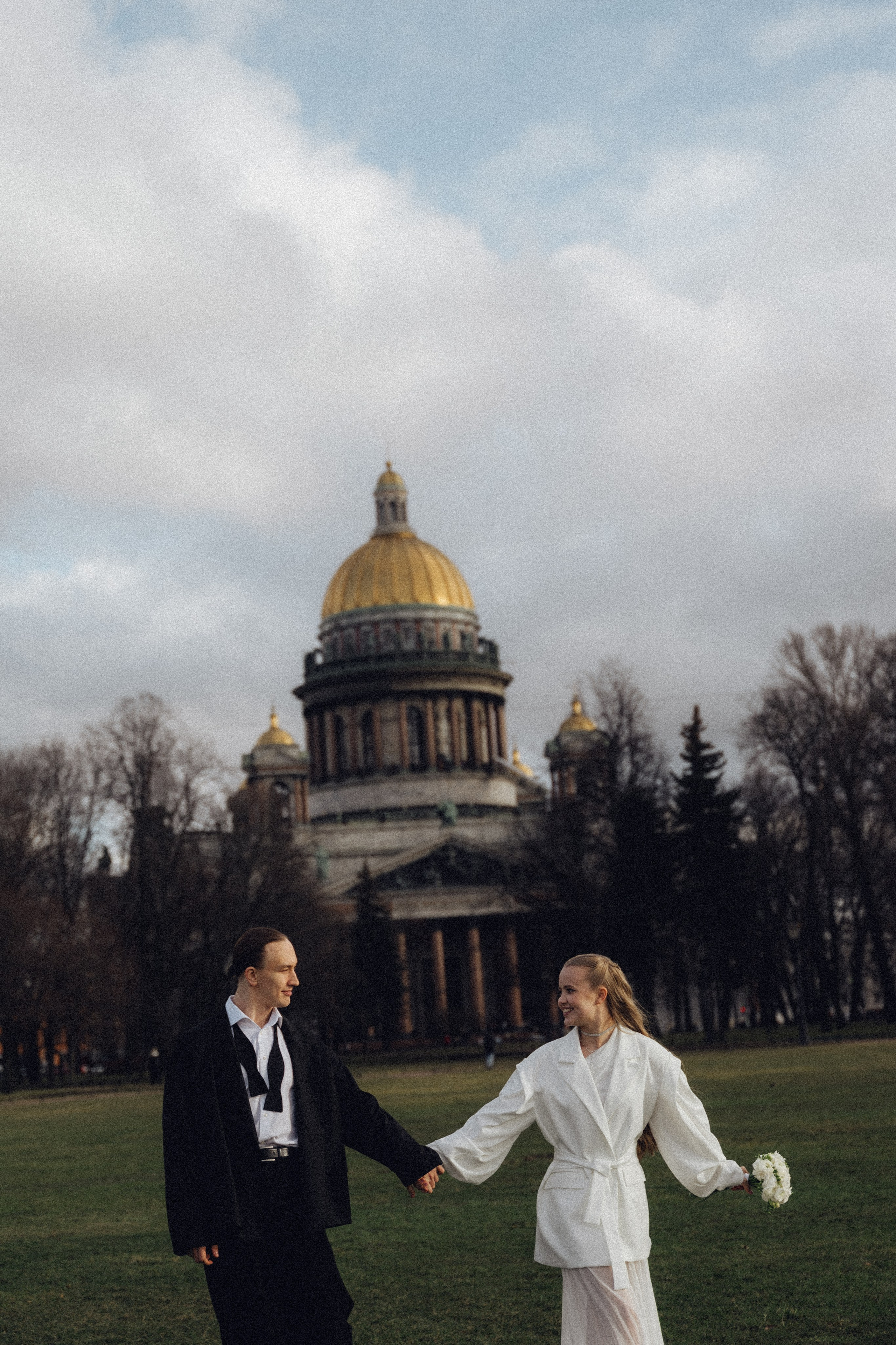 Я буду руками любящими, руками обнявшими, руками тебя не предавшими. Рыкова Светлана | фотограф и мобильный видеограф | Брянск Москва Спб