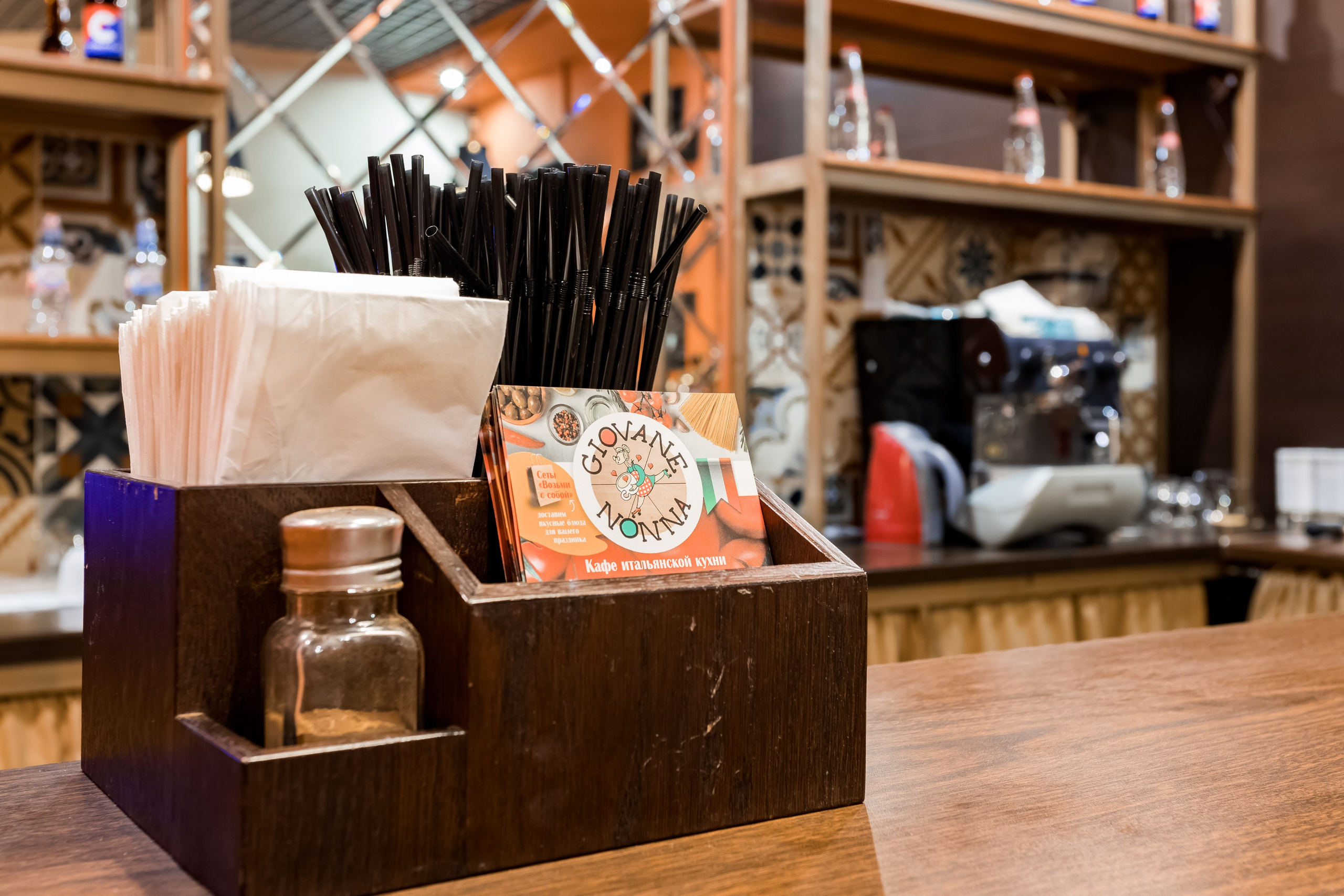 Кафе Giovane nonna в Реутове. Интерьеры, Контент, Портреты | Фотограф в Москве Дани Терно