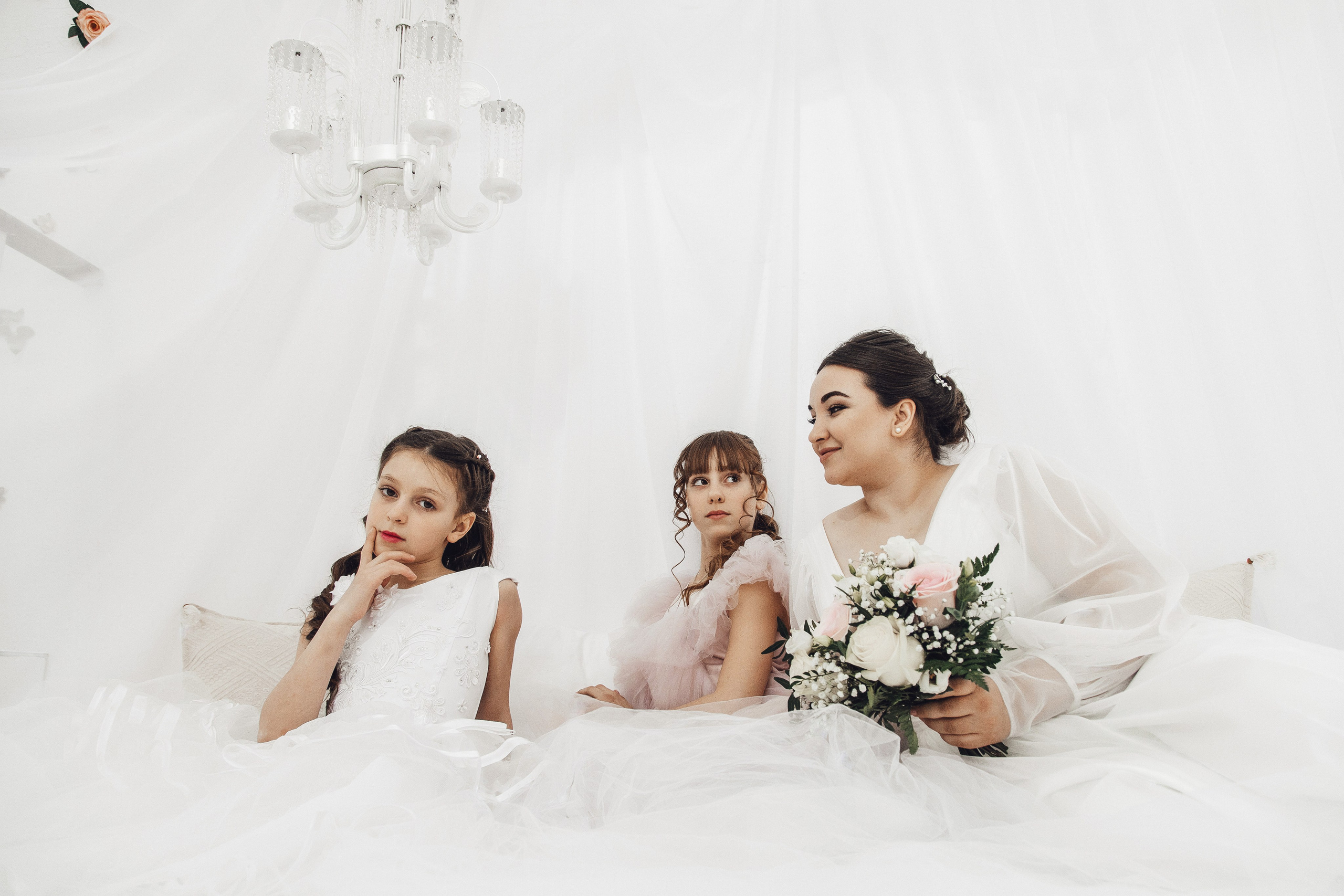 S & E. Street photographer