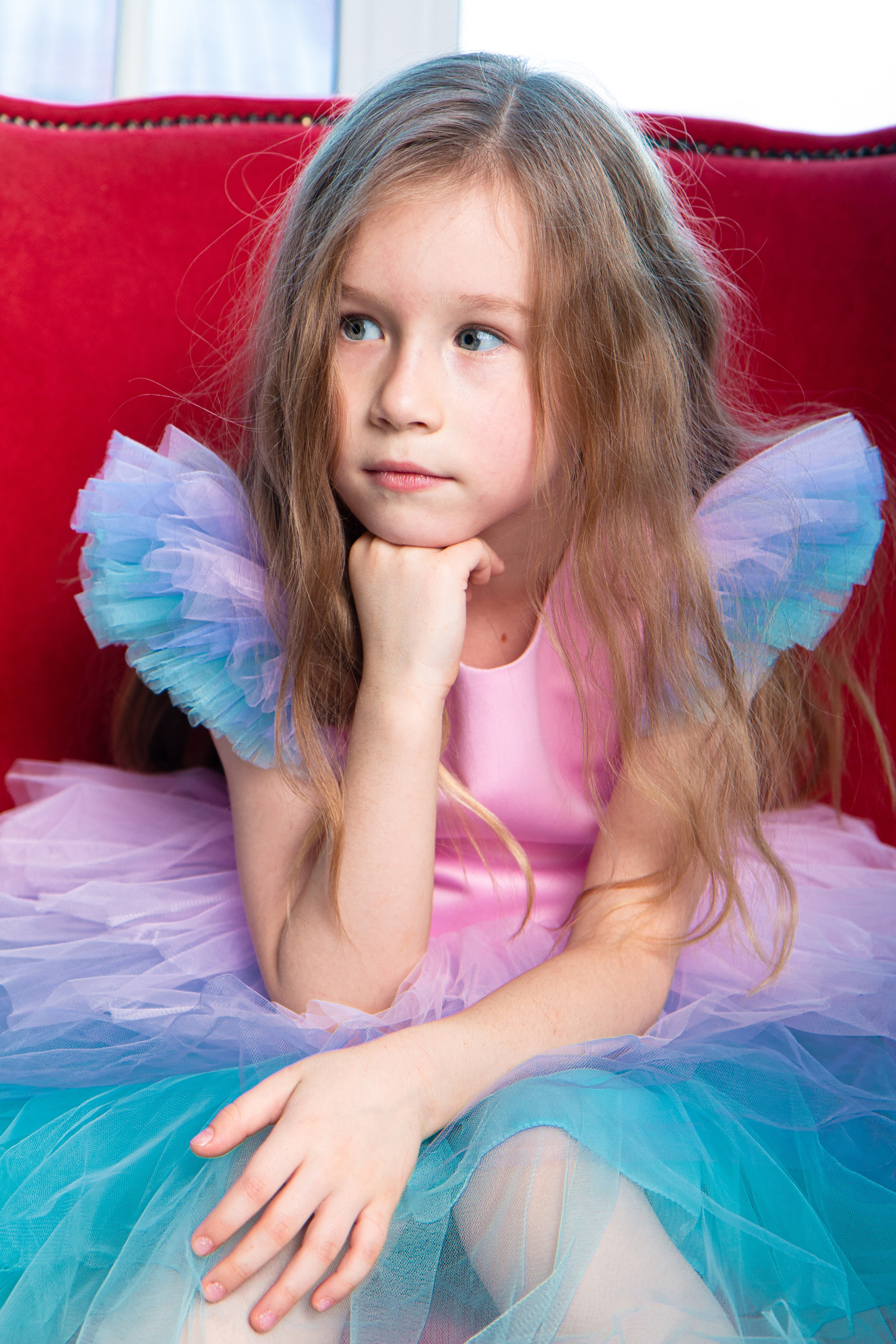 Детские индивидуальные портреты. Предметный и репортажный фотограф Алексей Кротов