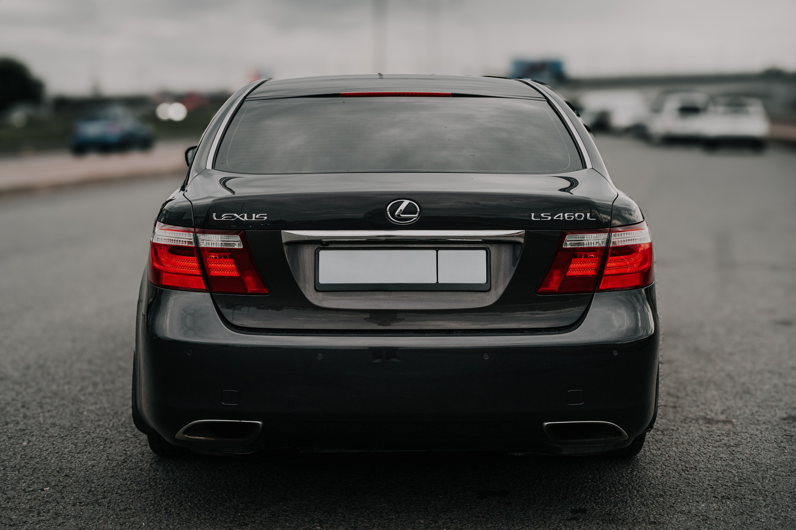 Lexus LS460l. MILATE — выпускные альбомы, фотосессии и видео в Москве