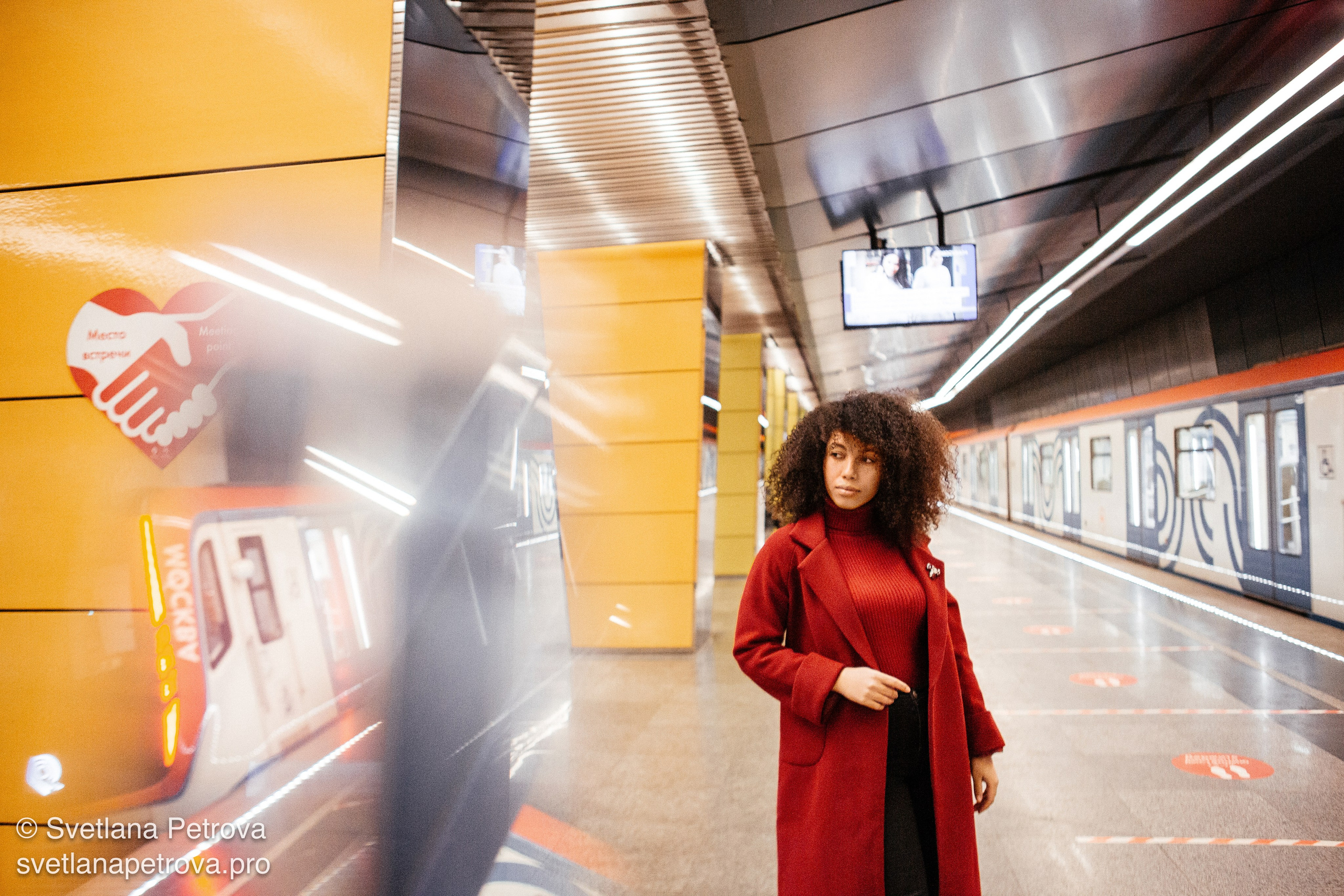 Индивидуальная съёмка в метро. Зима 2021. Фотограф Светлана Петрова