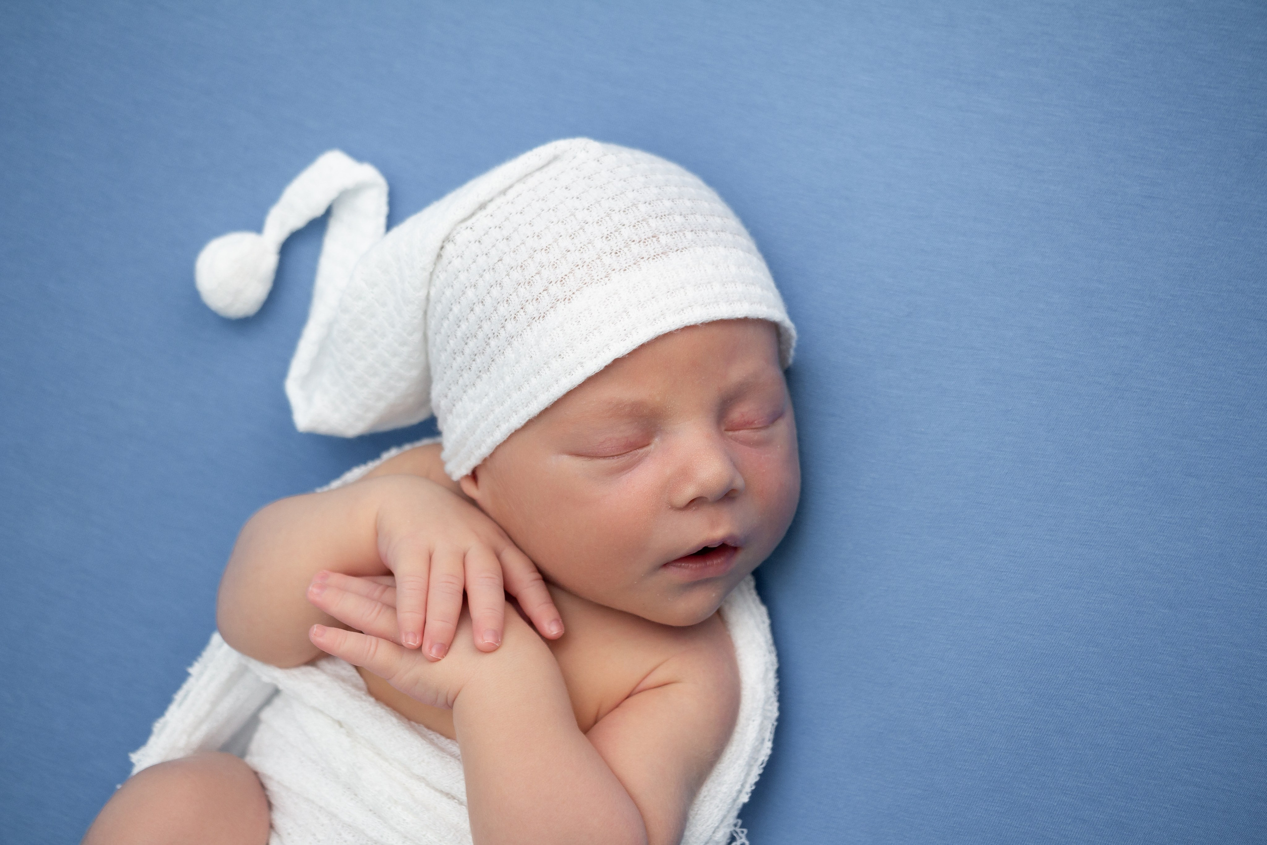 Классический стиль newborn. Фотограф новорождённых Анапа Елена Кушнарь