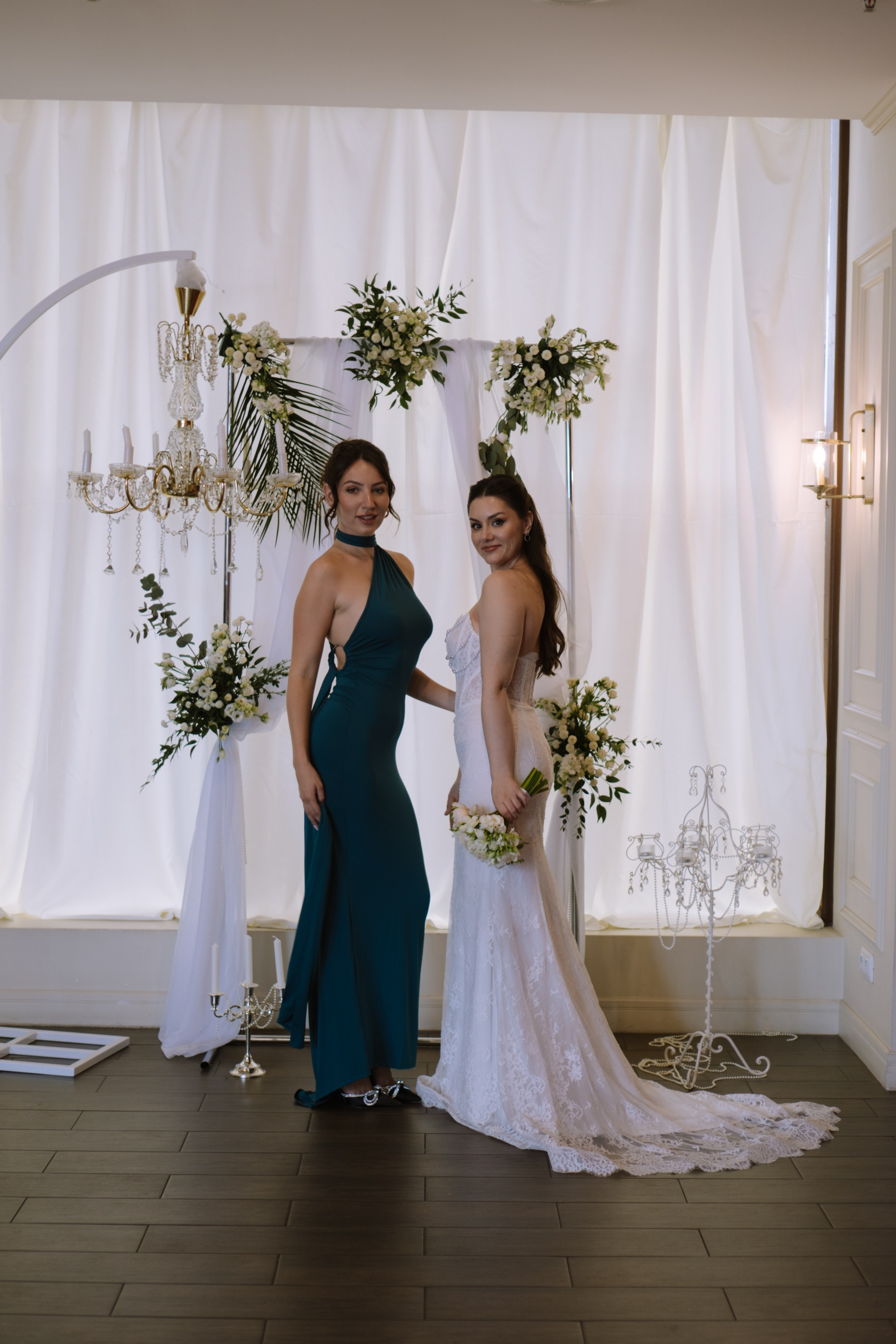 СВАДЕБНЫЙ БАНКЕТ НА ВЛАДИМИРСКОЙ В САНКТ-ПЕТЕРБУРГЕ (КАМЕРНАЯ СВАДЬБА). Профессиональный фотограф, Санкт-Петербург — Виктория Богомолова