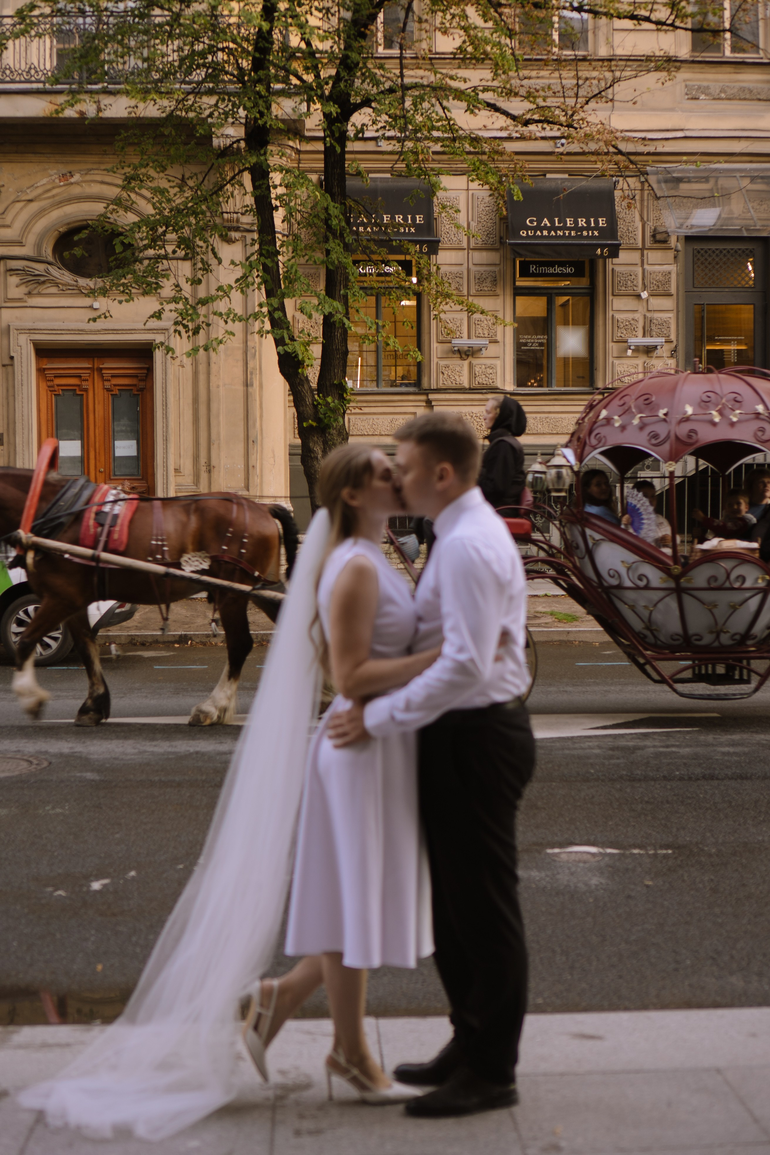 СВАДЕБНАЯ СЬЕМКА С ИСАКИЕВСКИМ СОБОРОМ, АСТОРИЯ И ЗАКОНОДАТЕЛЬНОЕ СОБРАНИЕ. Профессиональный фотограф, Санкт-Петербург — Виктория Богомолова