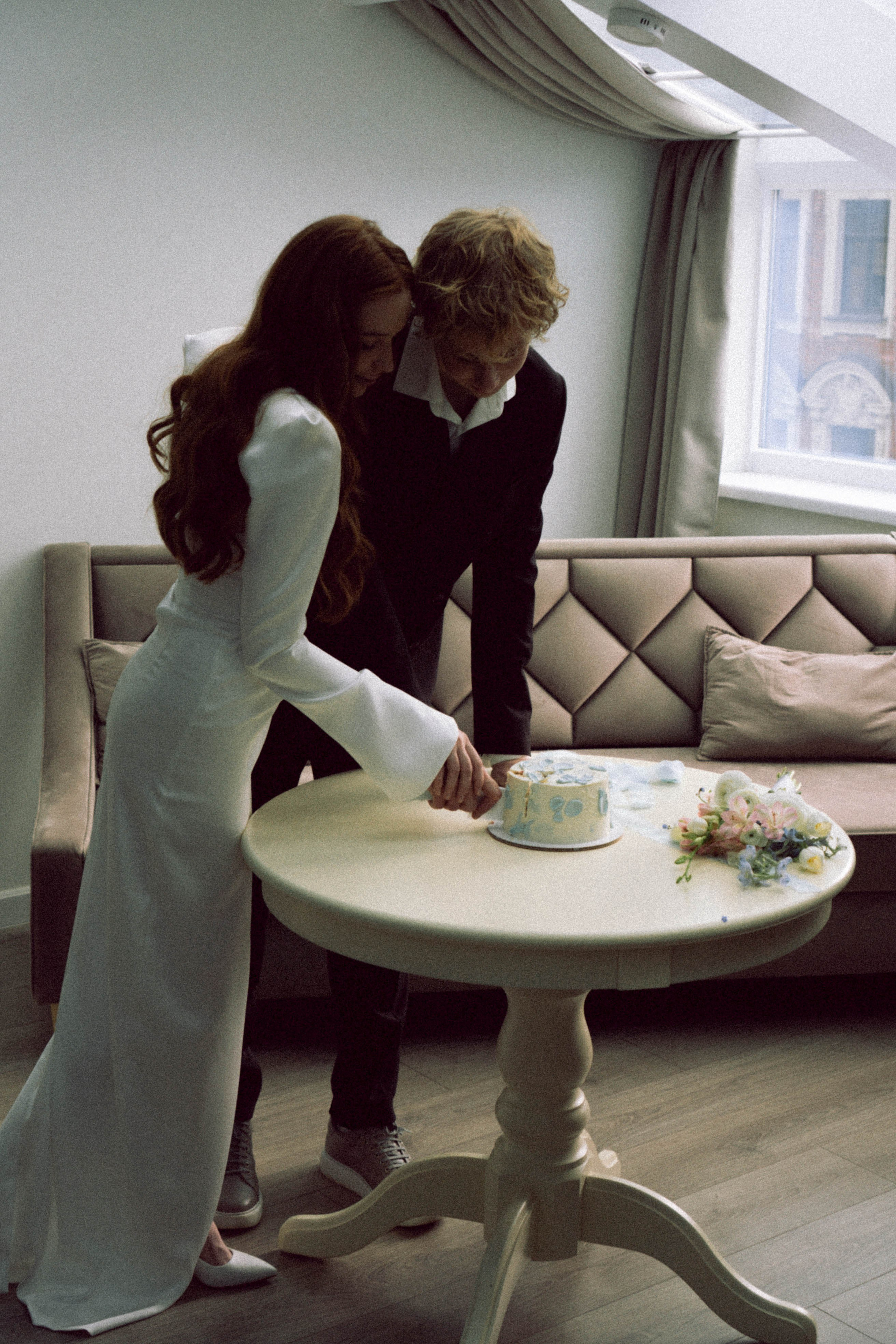 СВАДЕБНАЯ СЬЕМКА В ОТЕЛЕ. СБОРЫ ЖЕНИХА И НЕВЕСТЫ И ТАКЖЕ ТОР И ПОДГОТОВКА К ПРОГУЛКЕ. Профессиональный фотограф, Санкт-Петербург — Виктория Богомолова