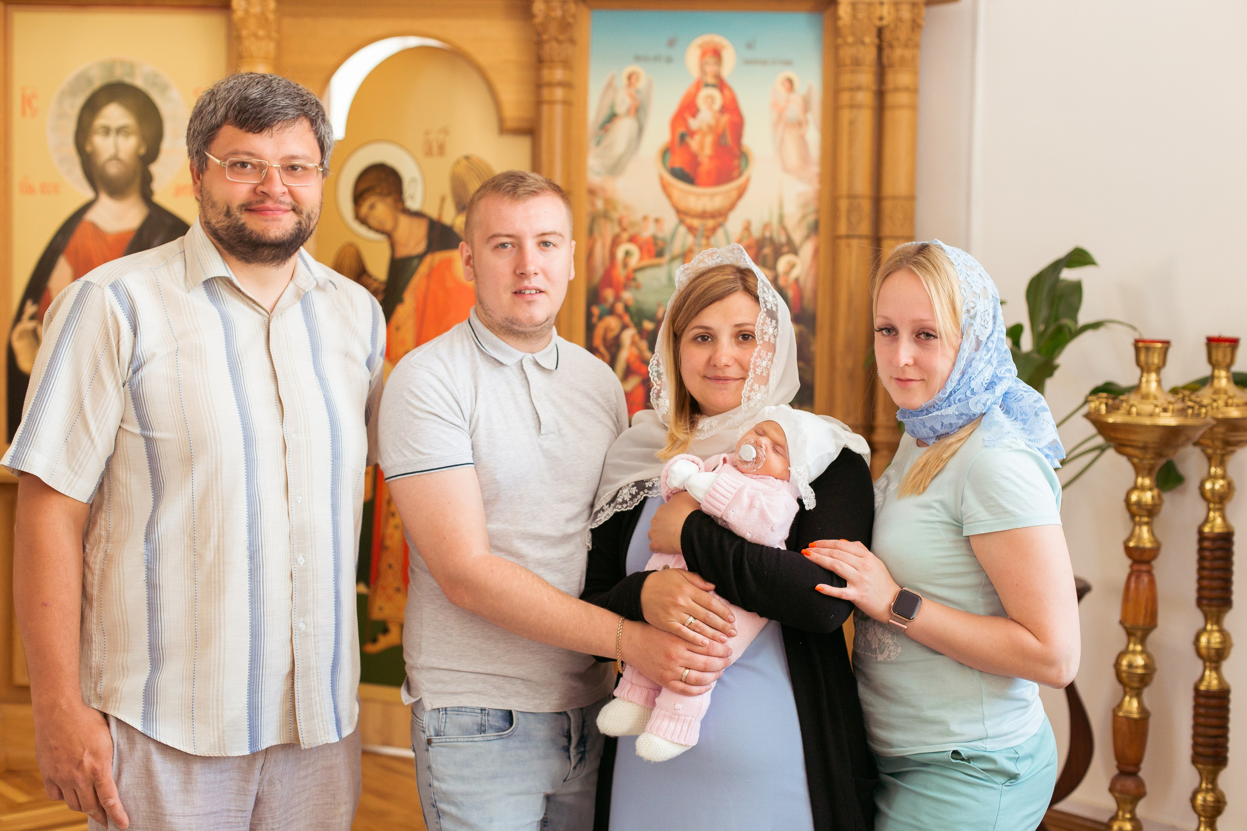 Крещение Ульяны. Успенская церковь. Фотограф новорожденных и детский в Сергиевом Посаде Кругликова Юлия