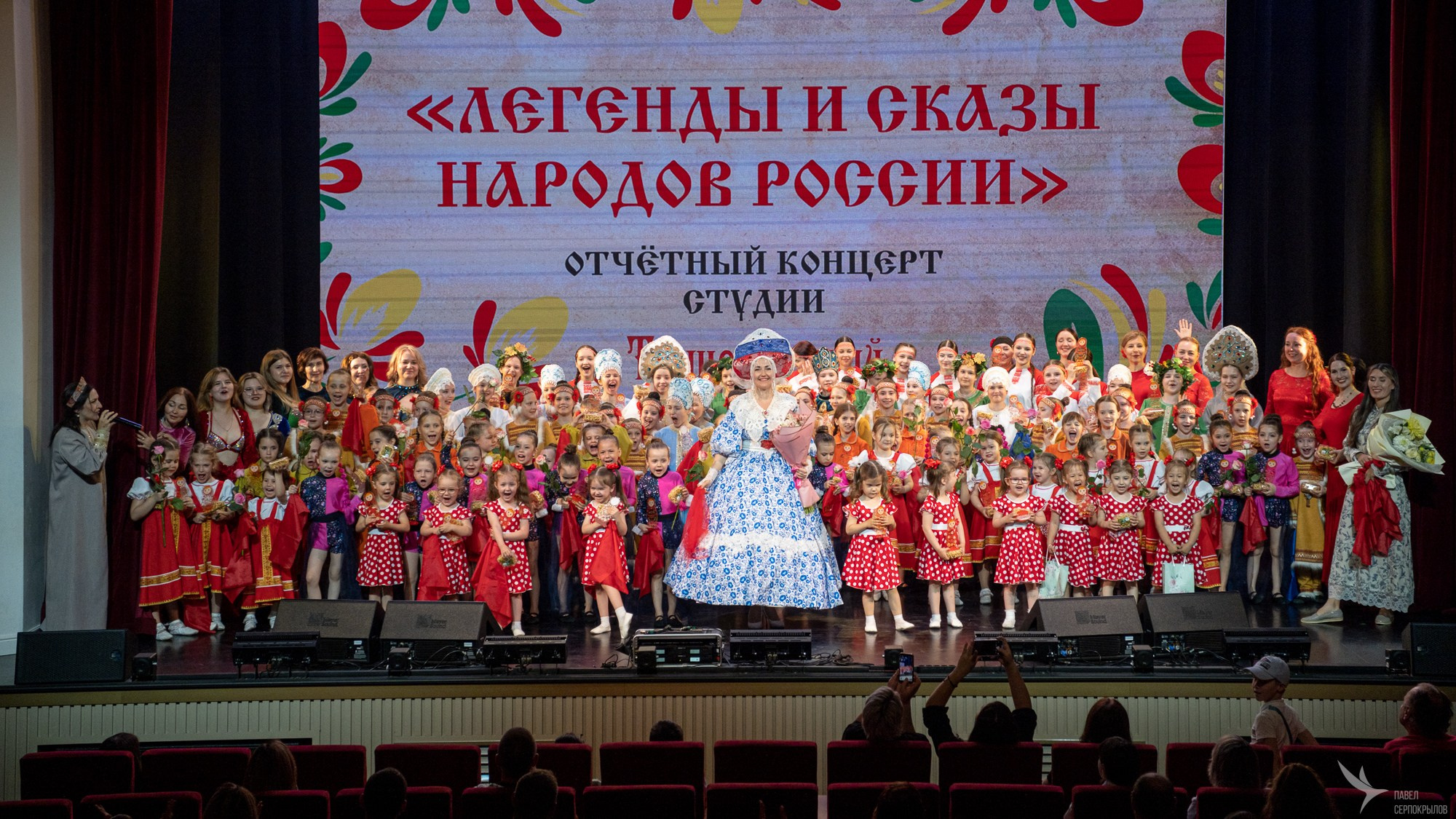 Отчетный концерт школы танцев «Танцевальный островок». Репортажный фотограф в Казани Павел Серпокрылов