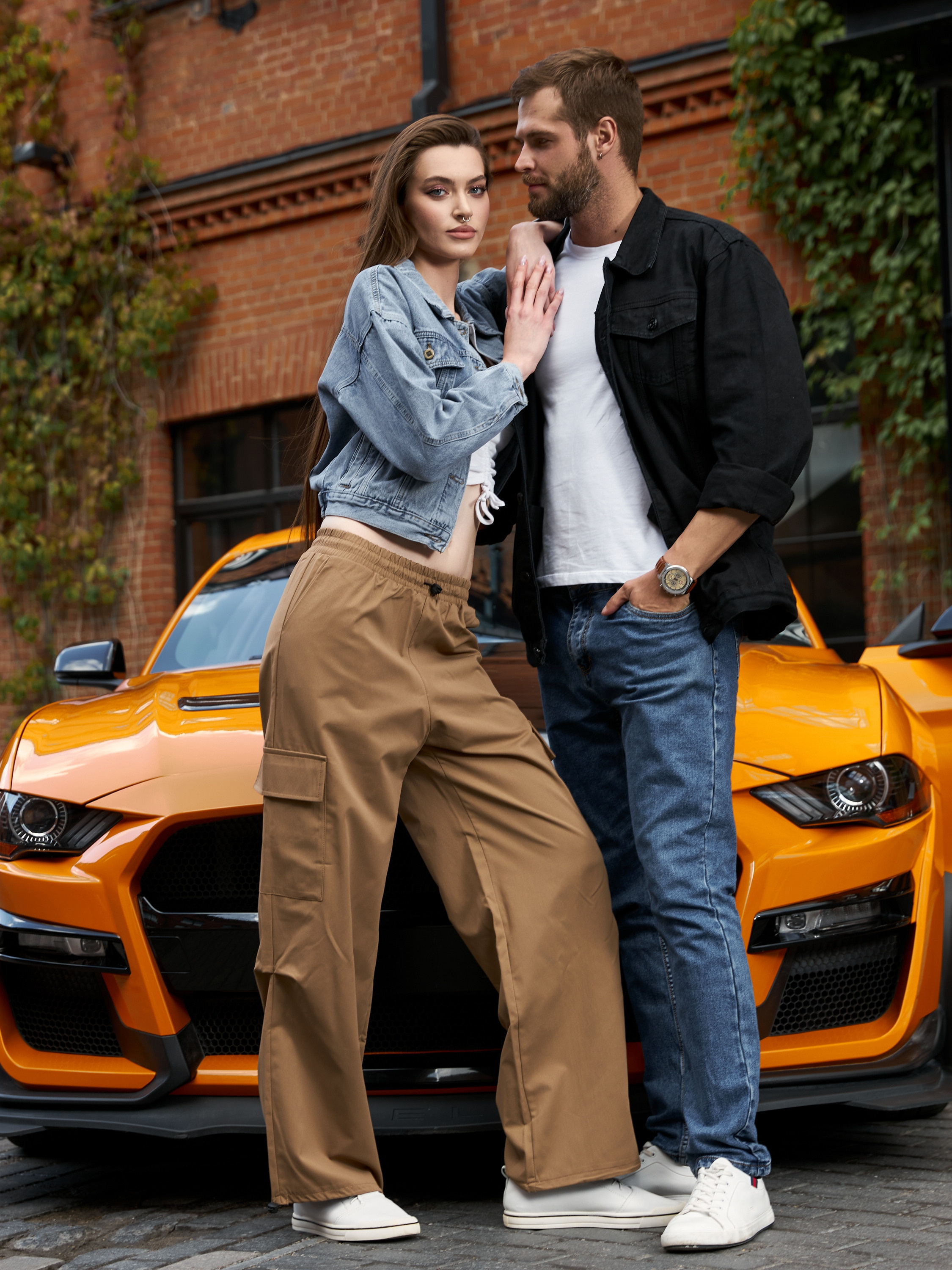 Стрит сьемка для маркетплейс с Евгением и Голди. Фотограф Мария Шулик