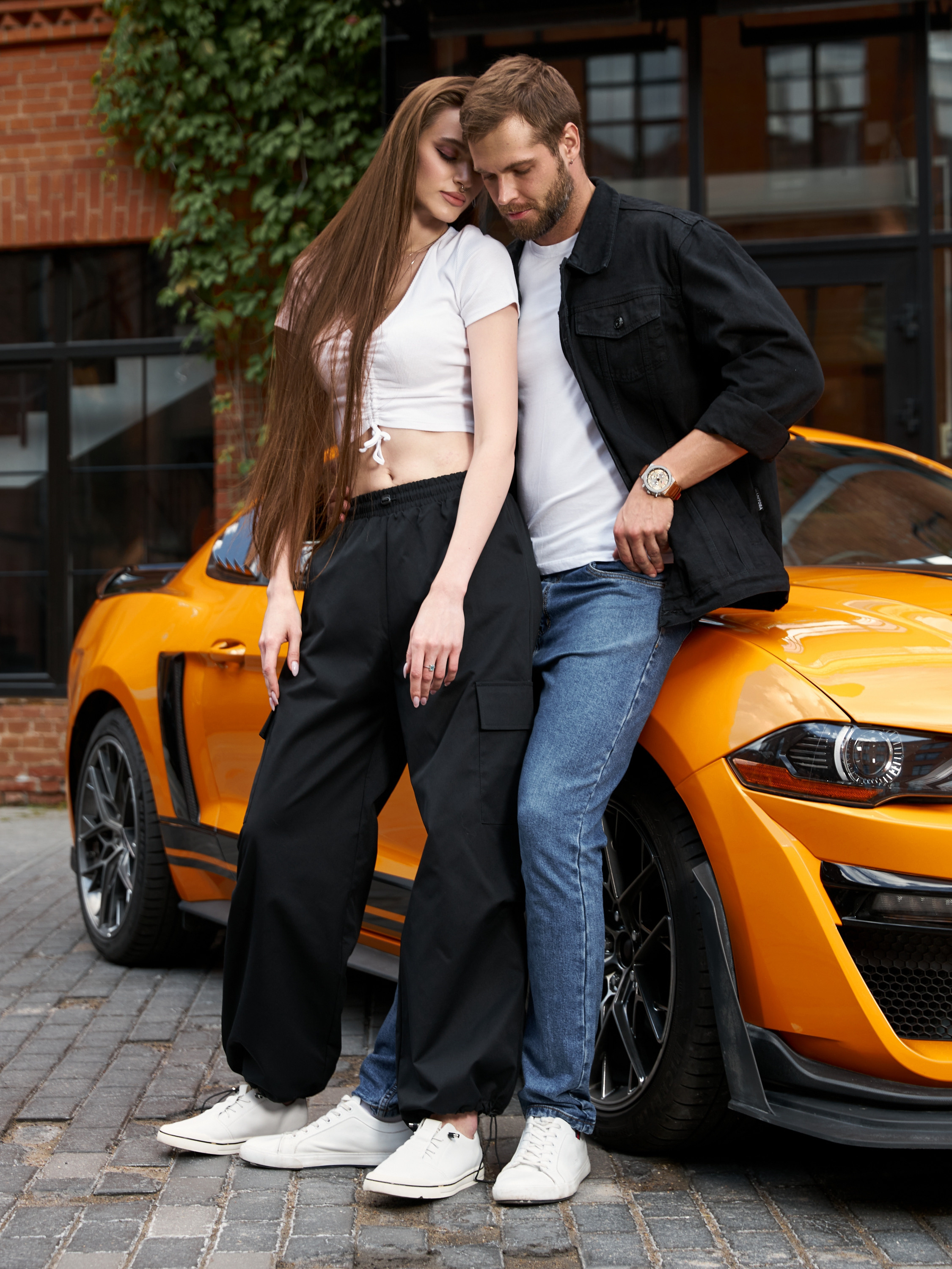 Стрит сьемка для маркетплейс с Евгением и Голди. Фотограф Мария Шулик