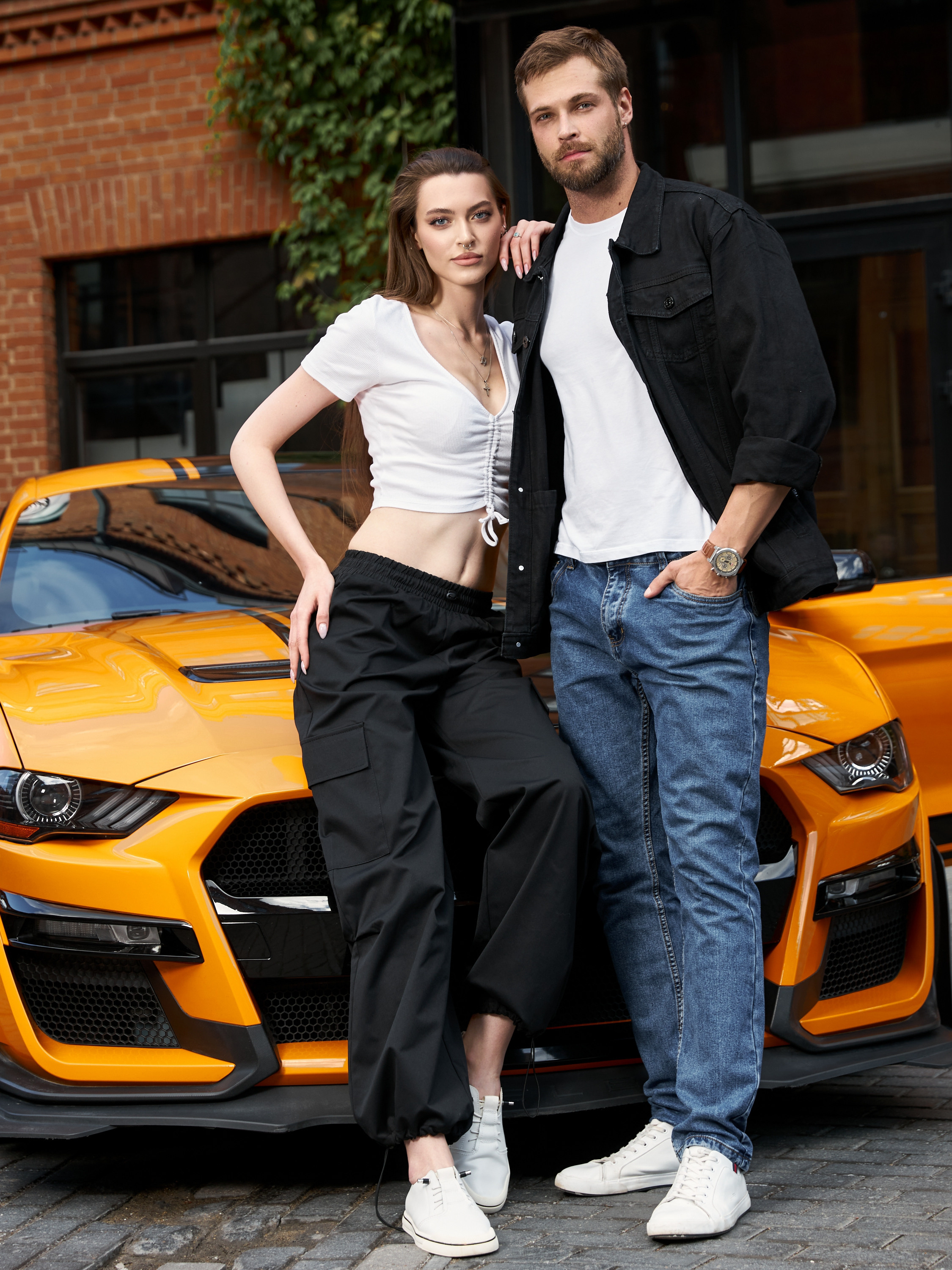 Стрит сьемка для маркетплейс с Евгением и Голди. Фотограф Мария Шулик