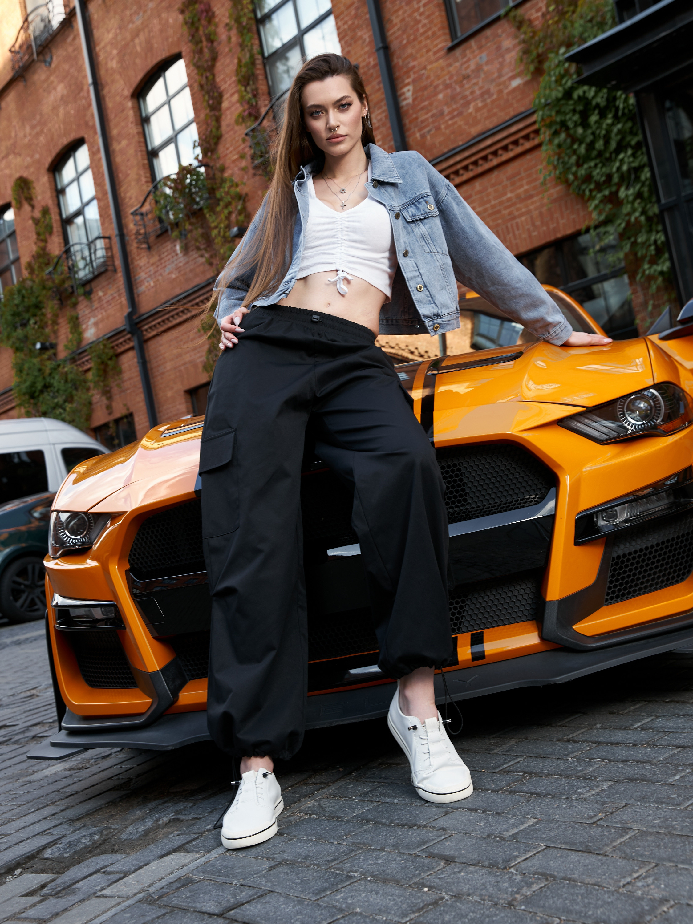 Стрит сьемка для маркетплейс с Евгением и Голди. Фотограф Мария Шулик