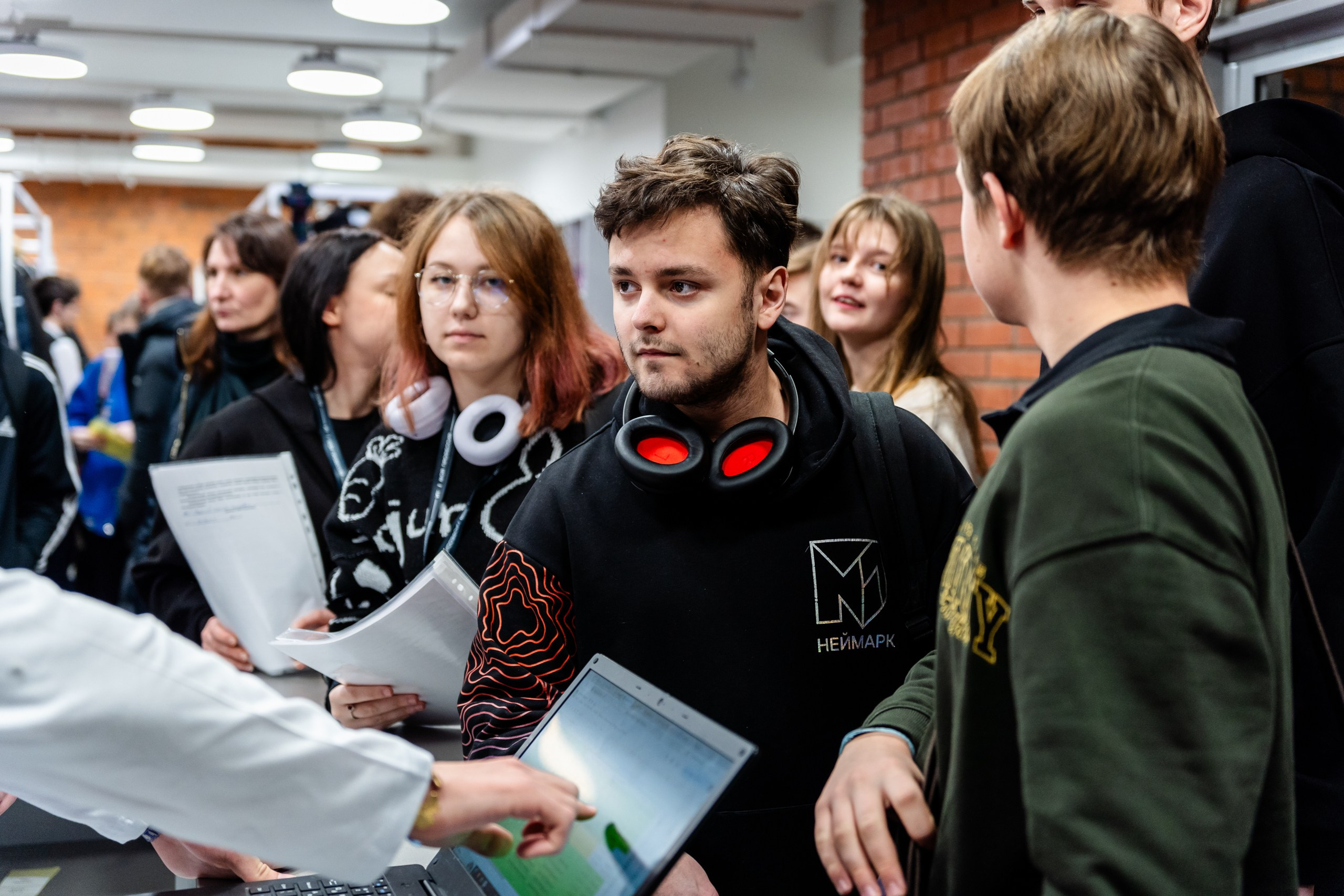 Неймарк. Моя профессия IT. Репортажный и портретный фотограф в Нижнем Новгороде Максим Горшков