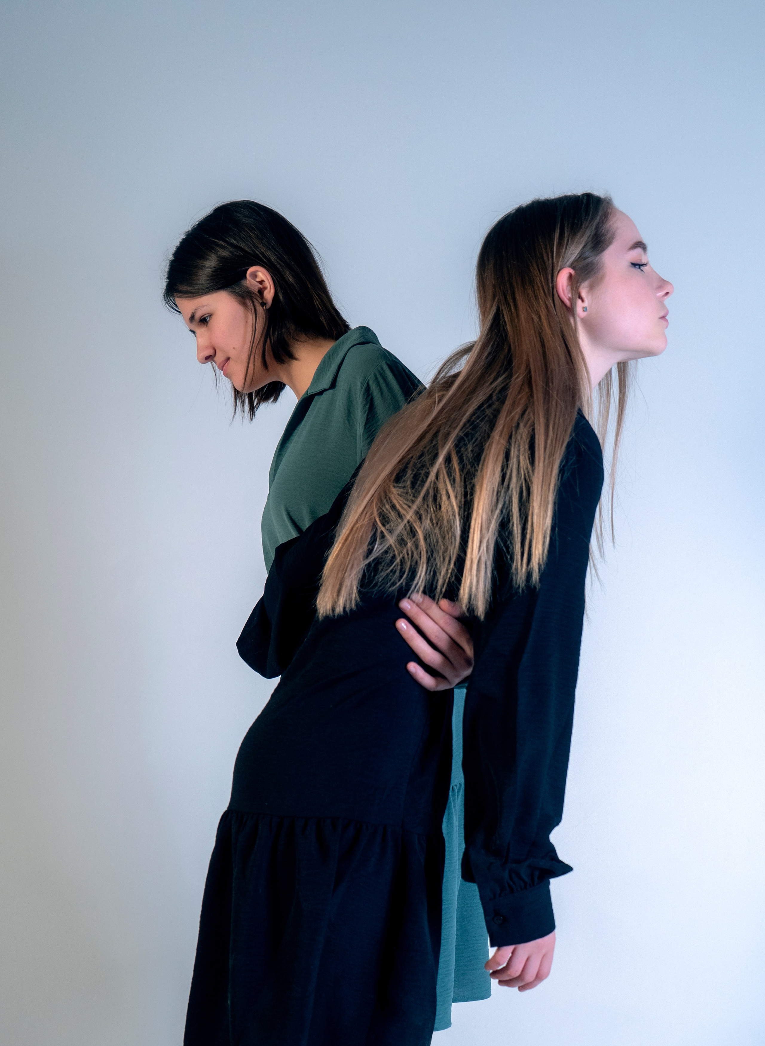 Соня и Мира. Портрет. Главная