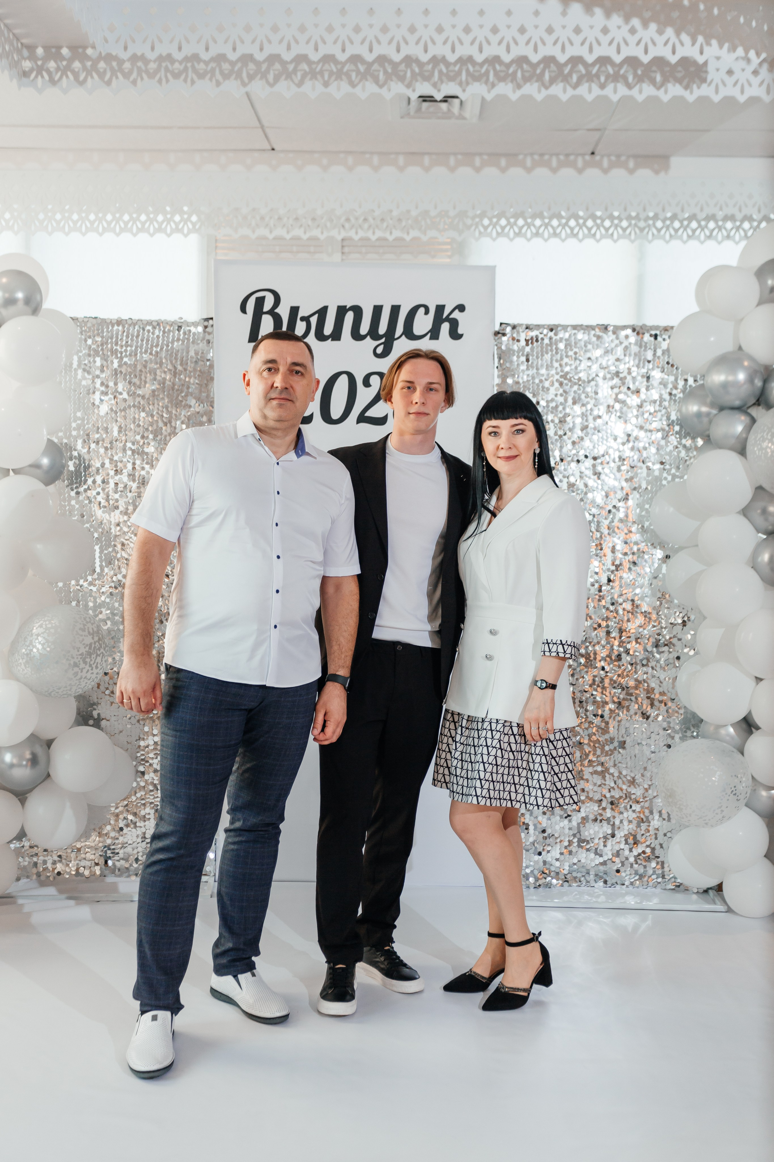 Выпускной 11 «А». Школа № 42. Свадебный фотограф в Краснодаре Николай Крауз