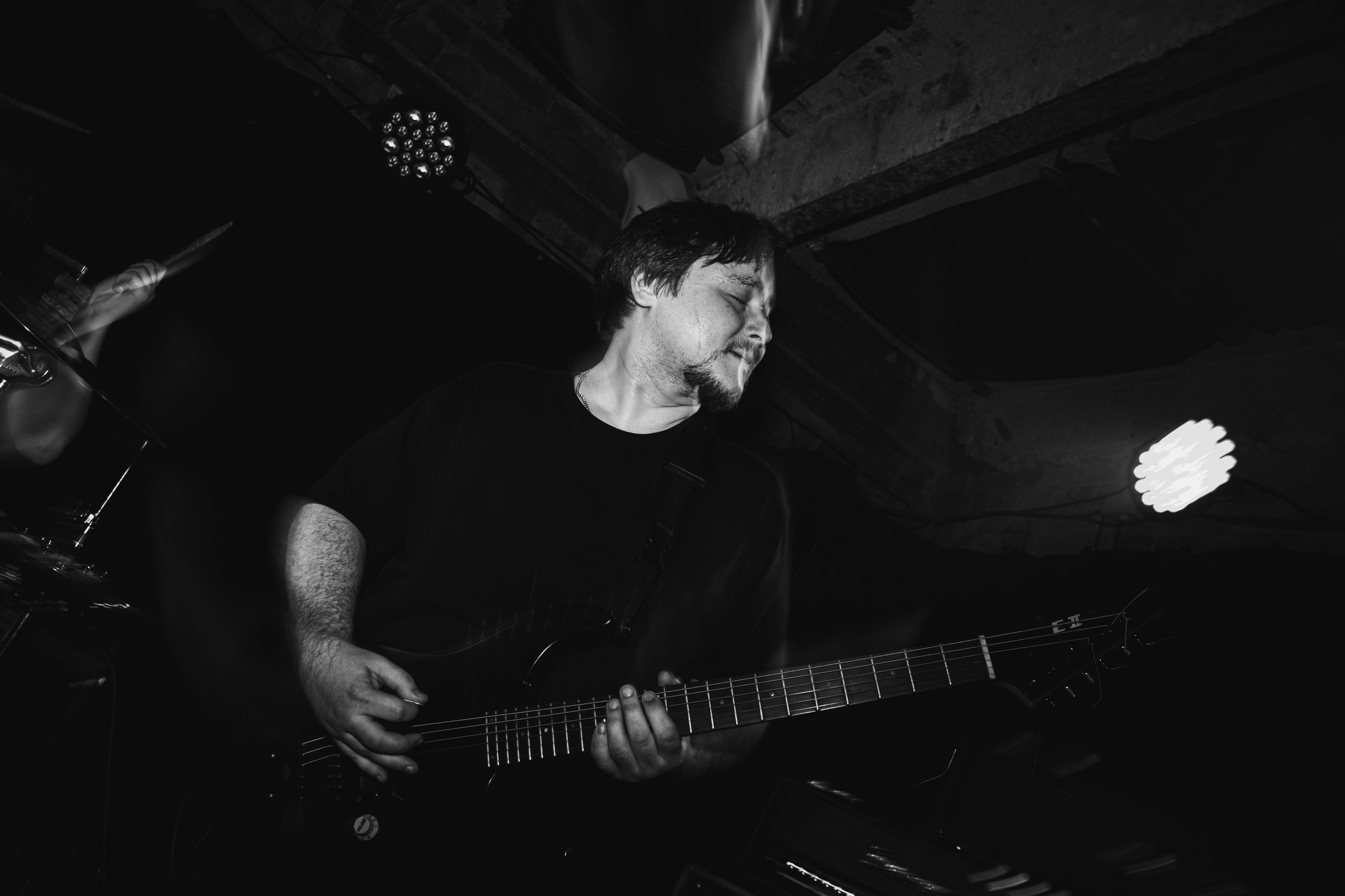 Laugar & Шумы Штормовых Широт & Пожары На Дальнем Севере 11.10.2025. Репортажный фотограф в Москве Legiodot